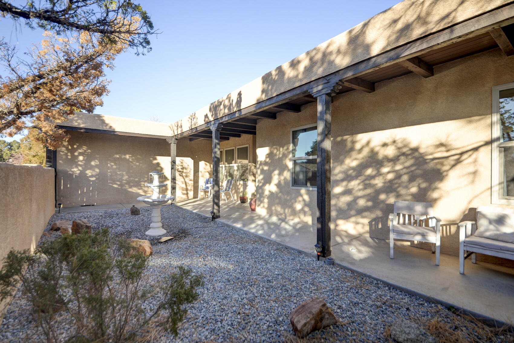 Photo 11 — 3900 Embudito Drive NE