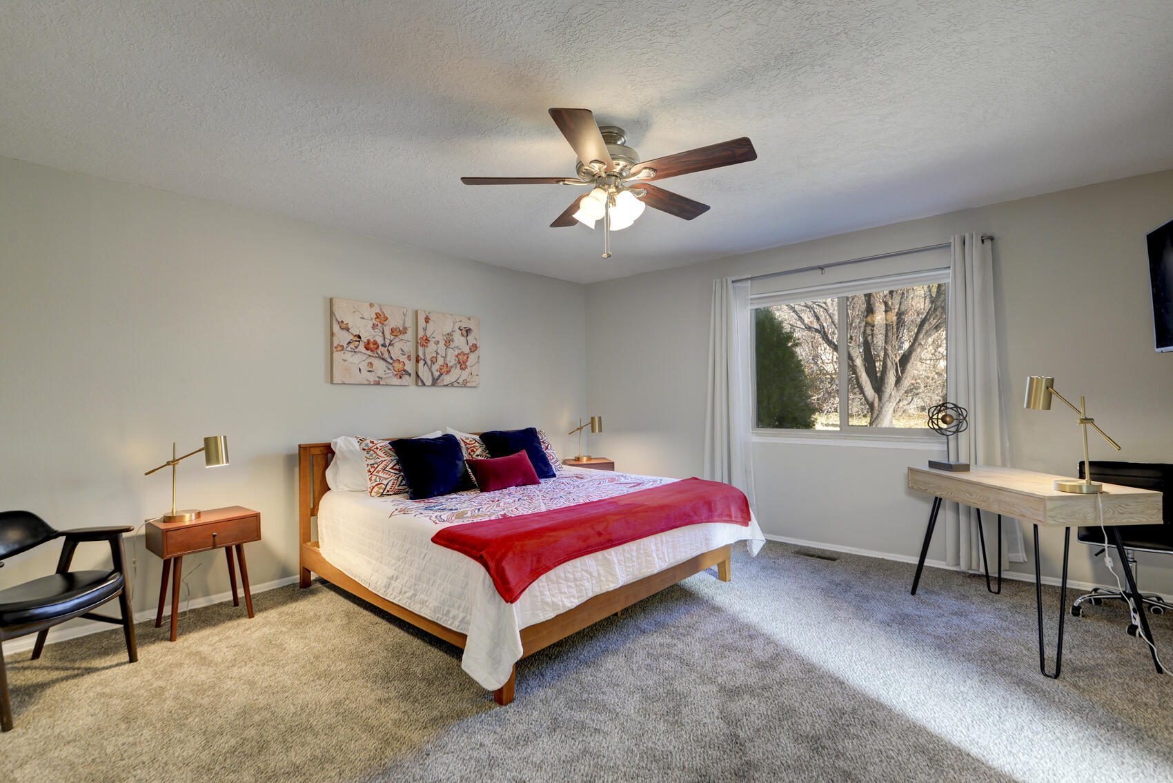 Photo 19 — 3900 Embudito Drive NE