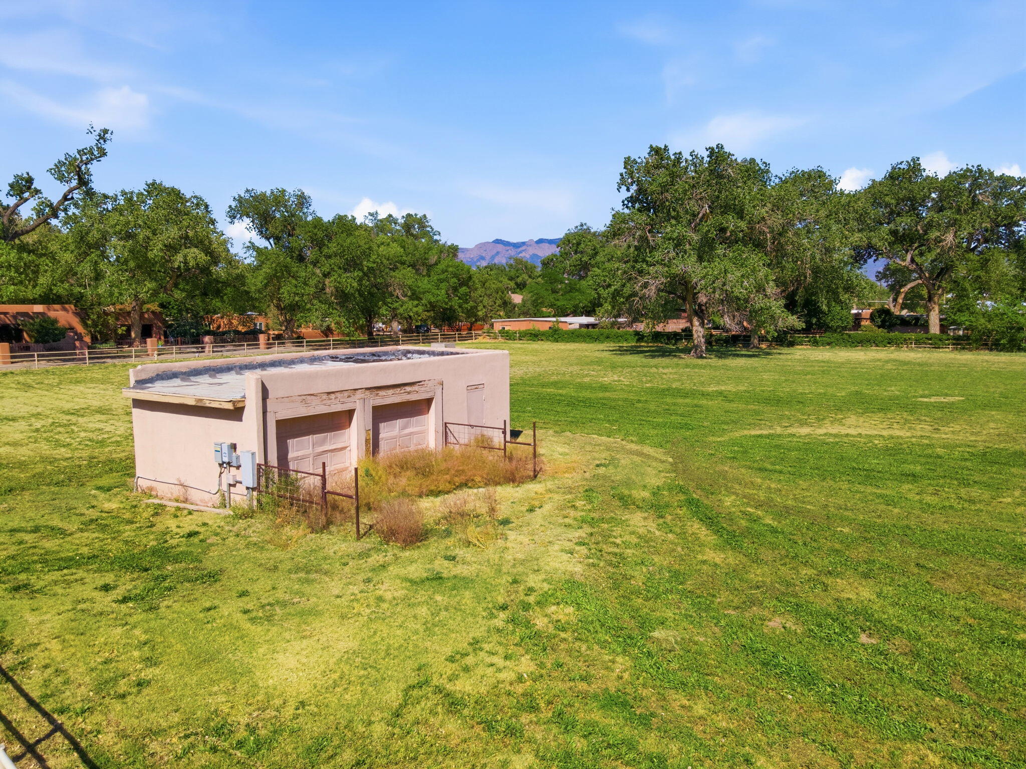 Photo 11 — 8805 Rio Grande Boulevard NW