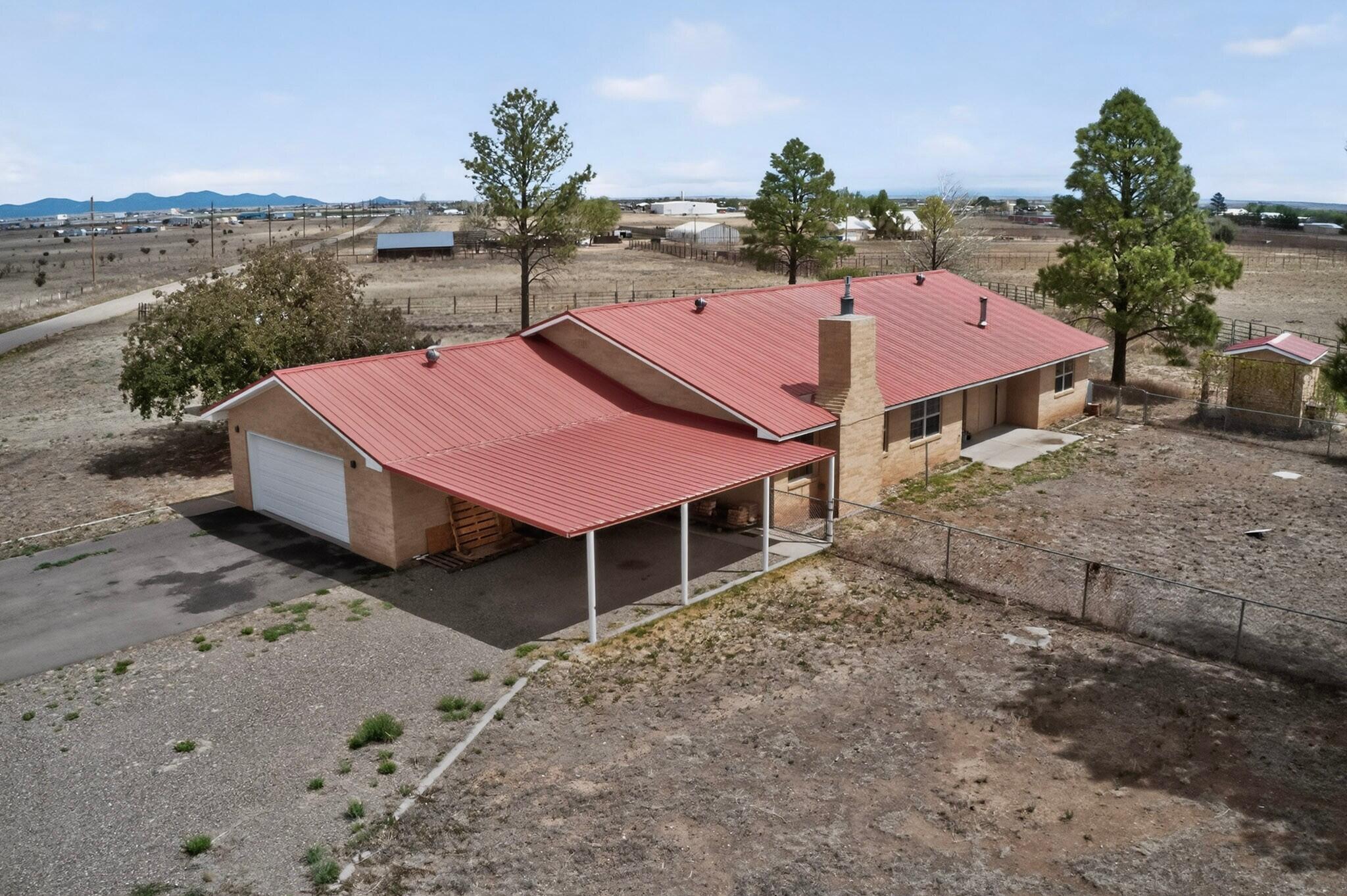42 Britton Road, Moriarty, NM 87035