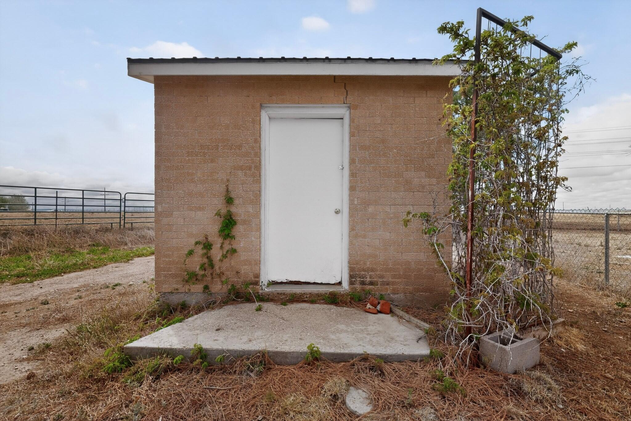 Photo 18 — 42 Britton Road
