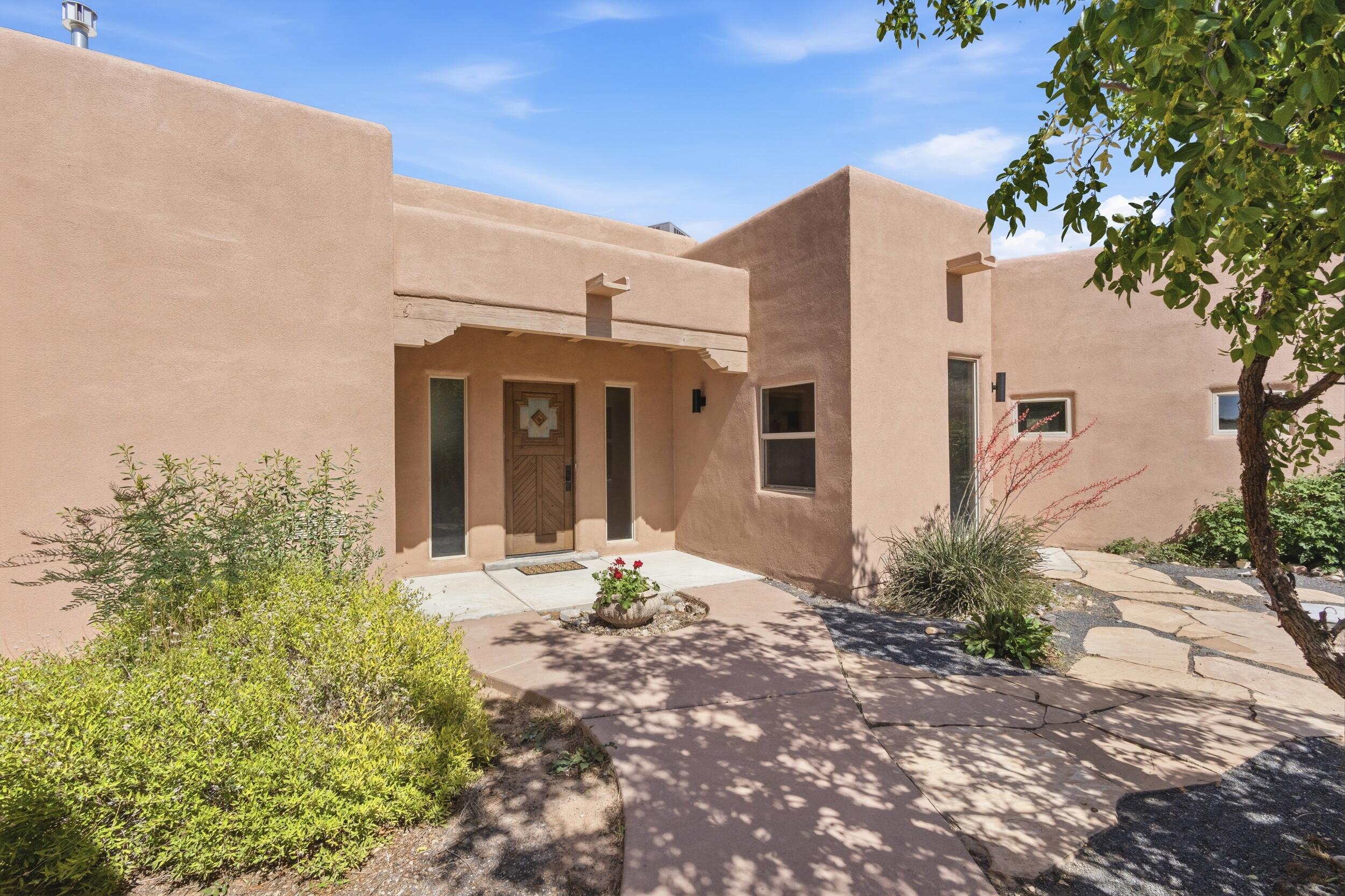 5 Cienega Canyon Road, Placitas, NM 87043