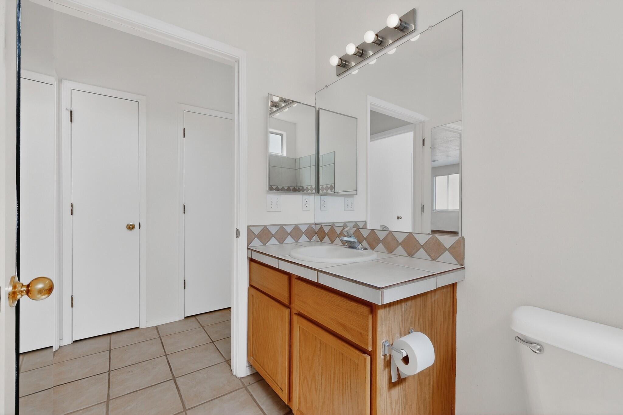 Photo 12 — 235 Glenridge Park Lane NE