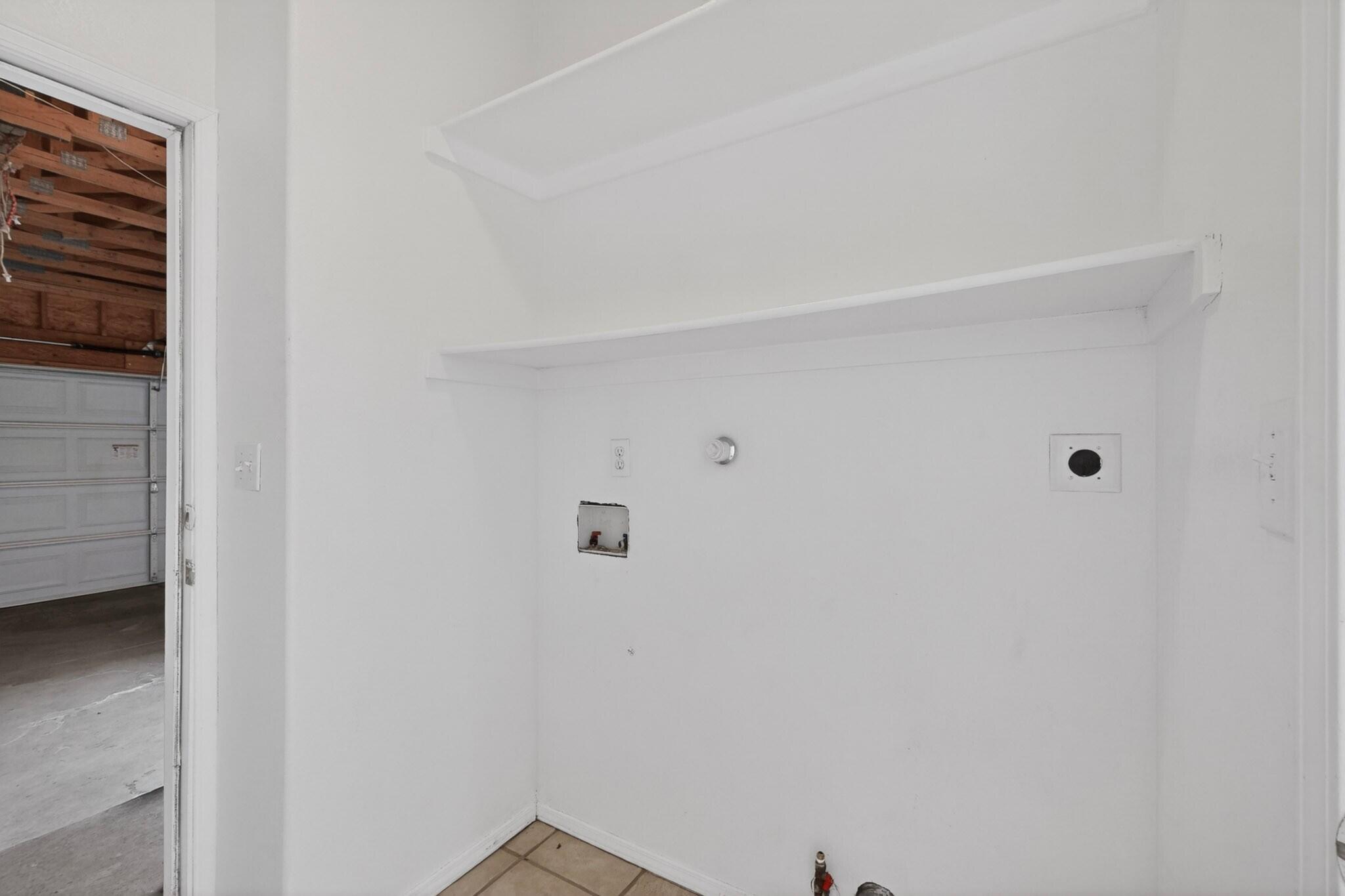 Photo 10 — 235 Glenridge Park Lane NE