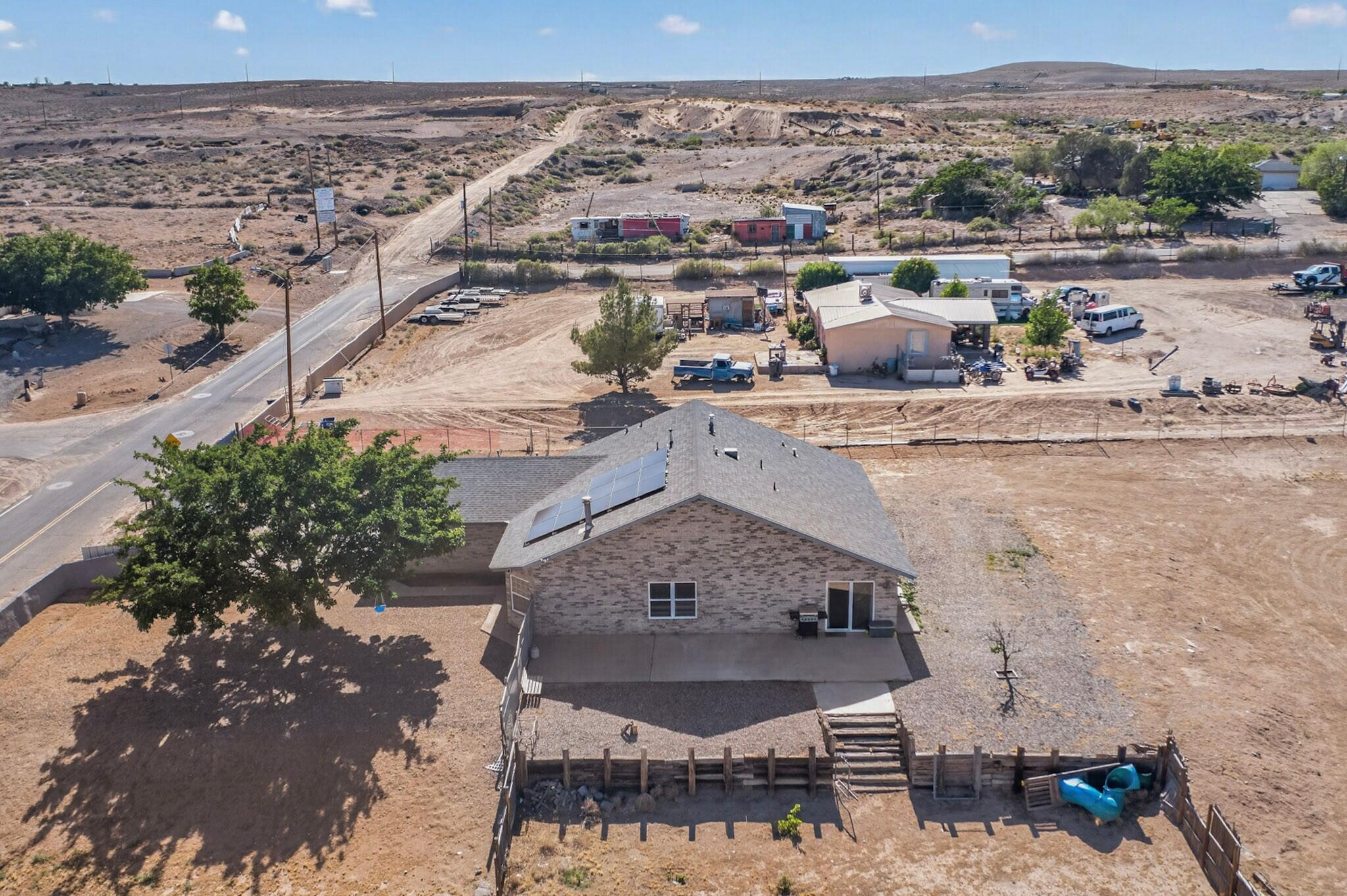 Photo 10 — 5629 Powers Way Road SW