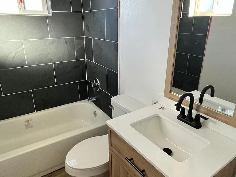 Photo 6 — 1321 15th Street NW