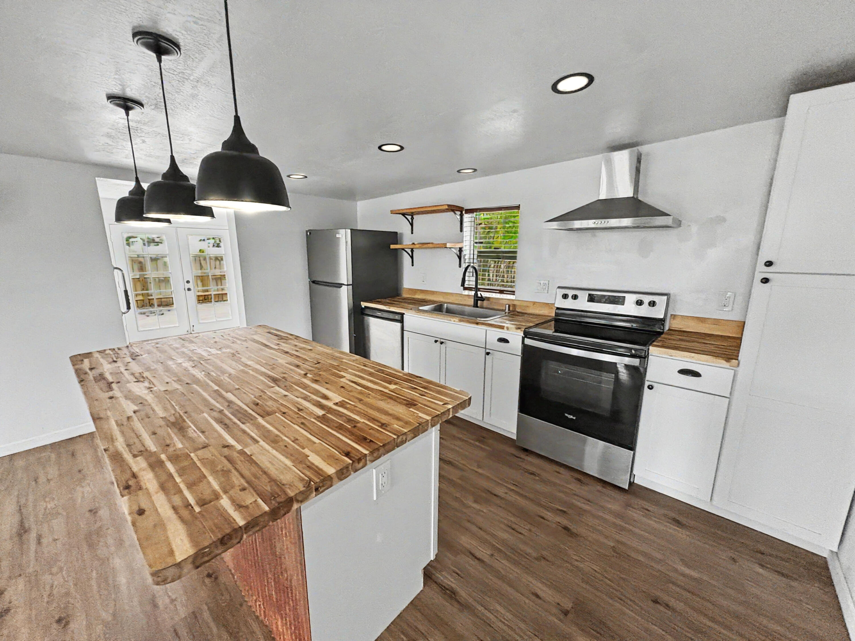 Photo 16 — 1321 15th Street NW