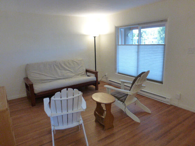 Photo 9 — 3518 Eastern Avenue SE