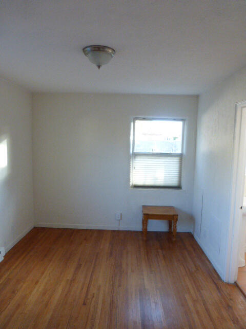 Photo 5 — 3518 Eastern Avenue SE
