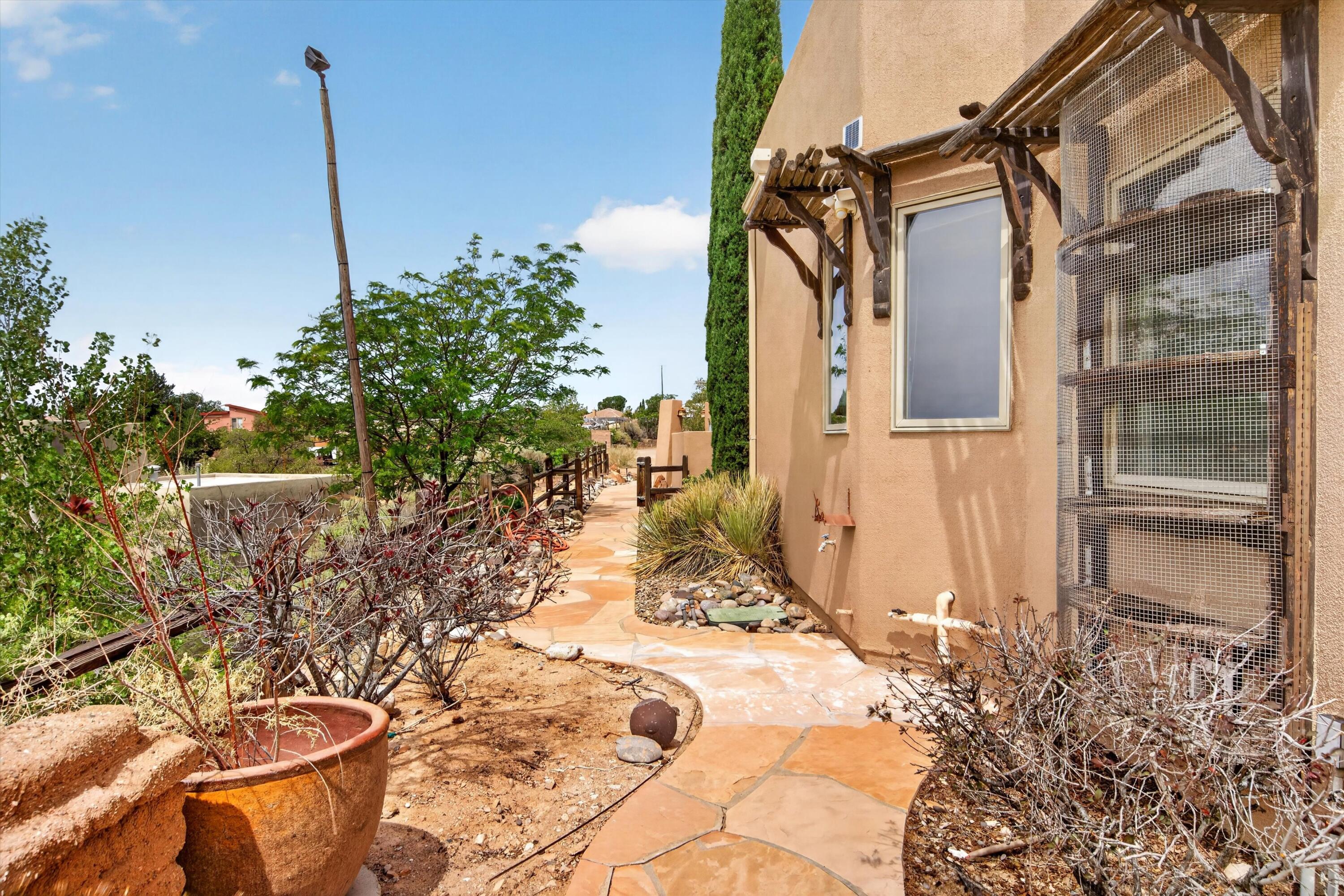 Photo 17 — 42 Sereno Court