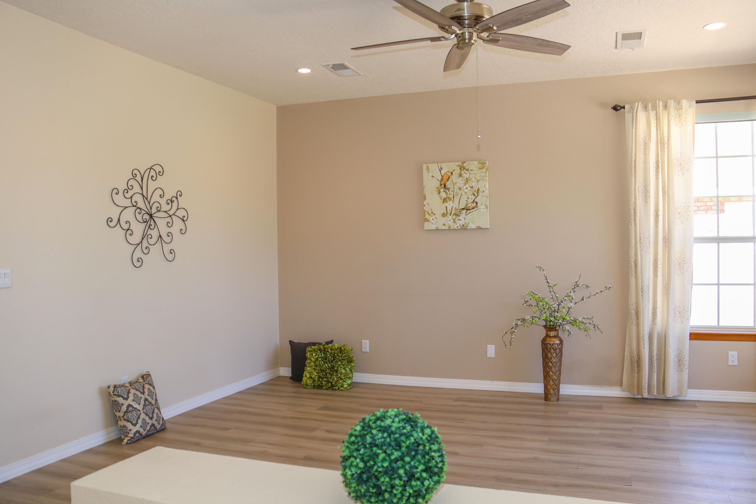Photo 17 — 4300 Ridgemont Avenue NW