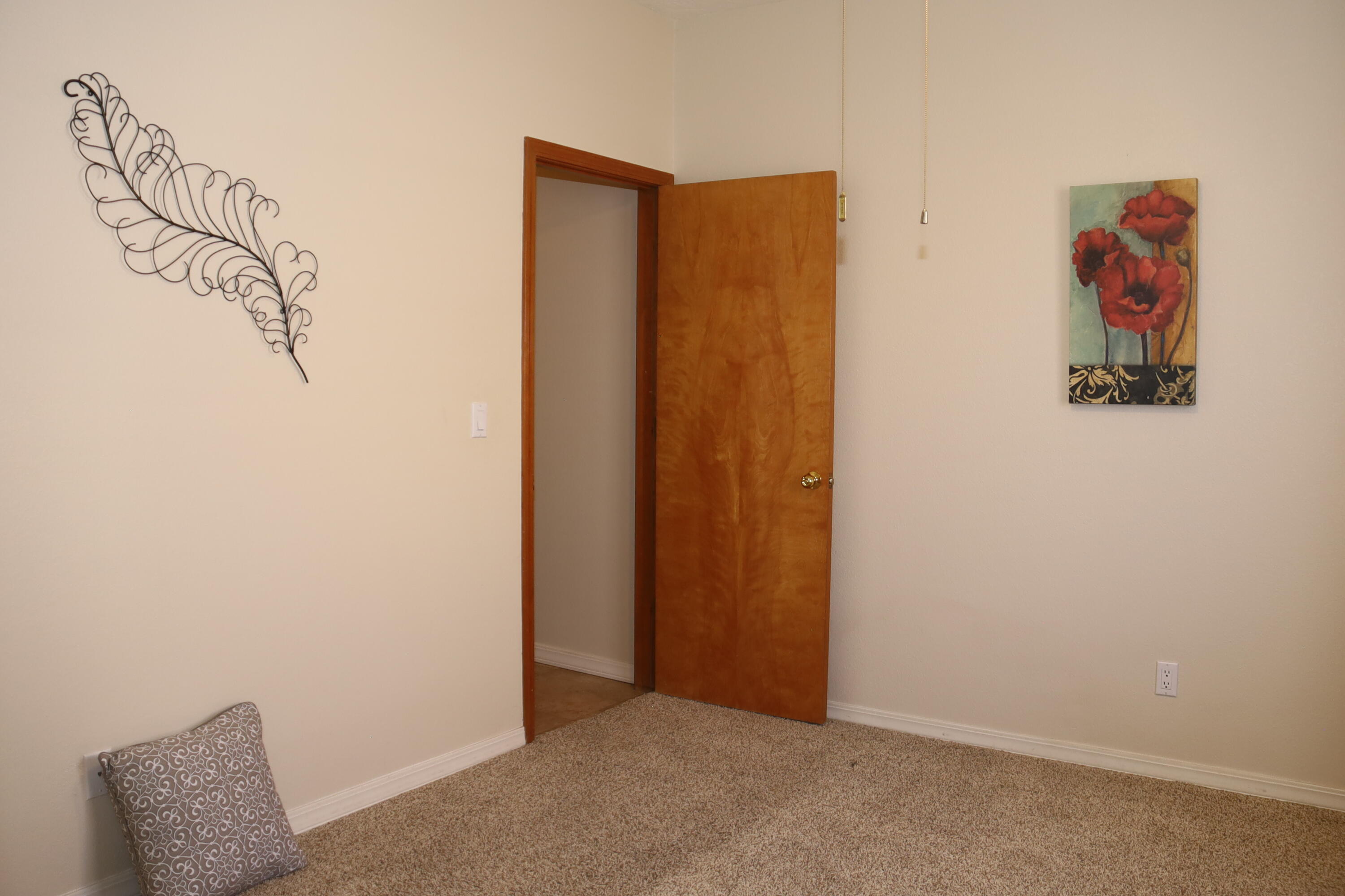 Photo 9 — 4300 Ridgemont Avenue NW