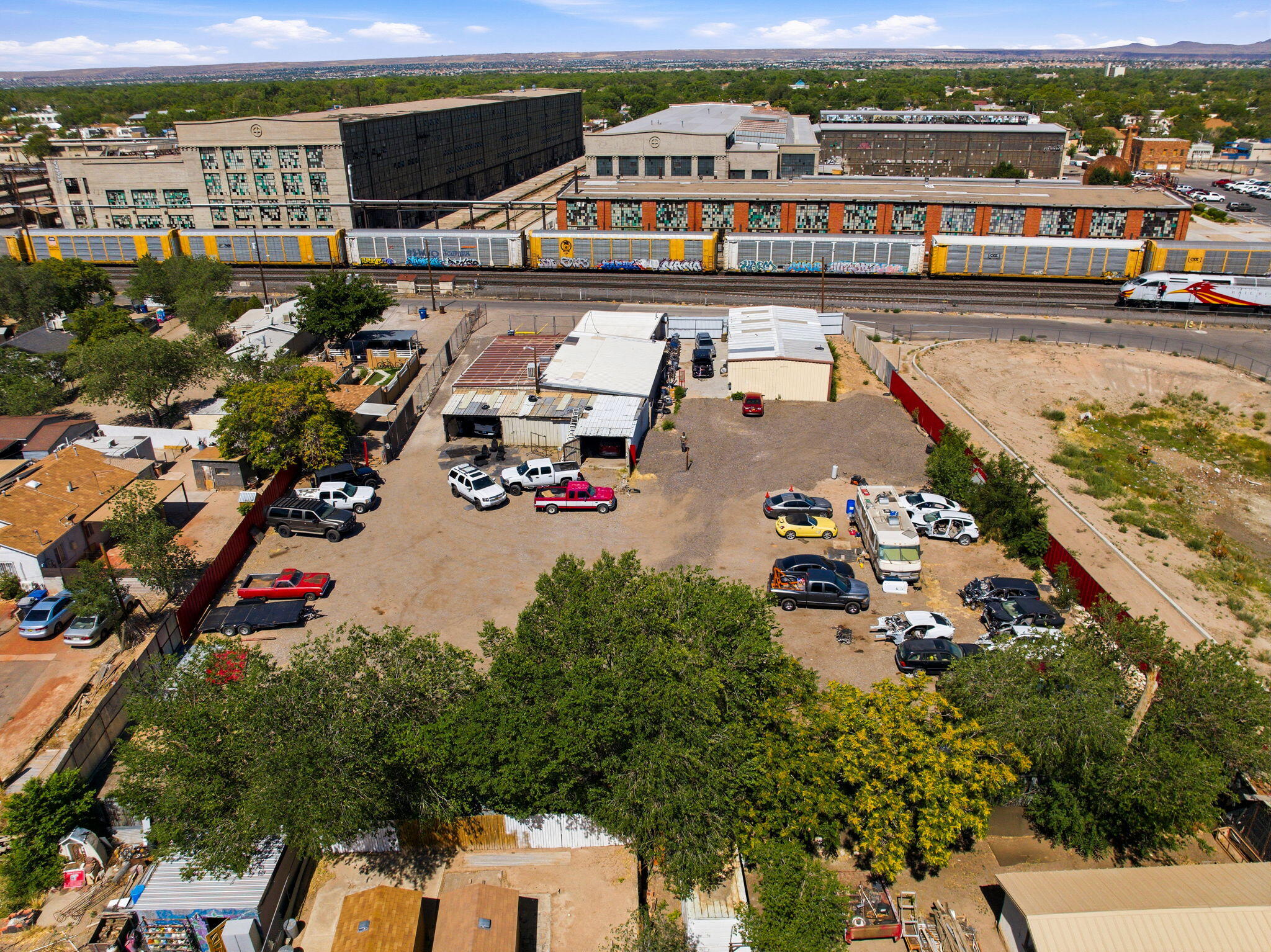 Photo 6 — 800 Commercial Street SE