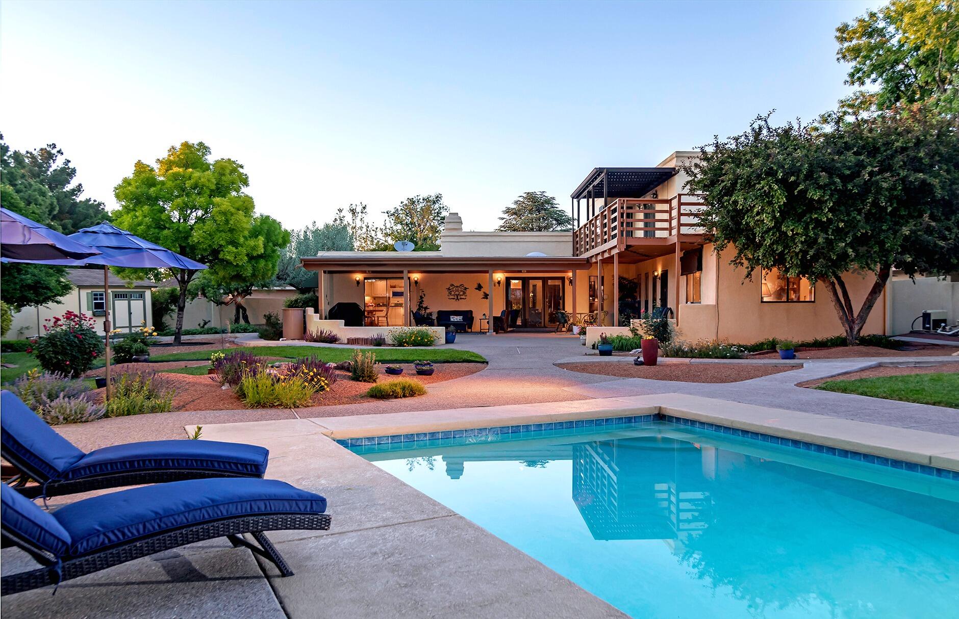 5601 Planeta Court NE, Albuquerque, NM 87111