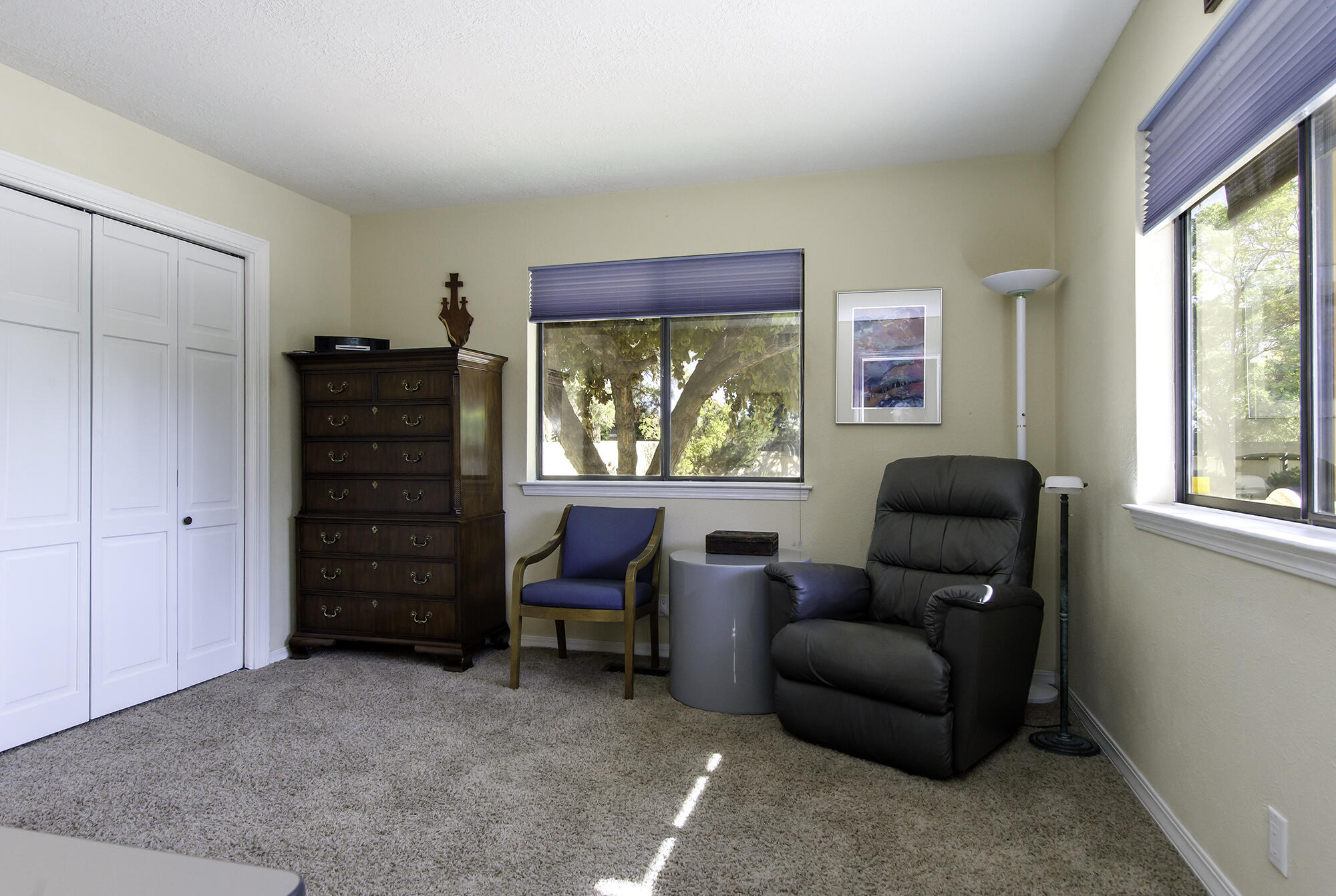 Photo 18 — 5601 Planeta Court NE