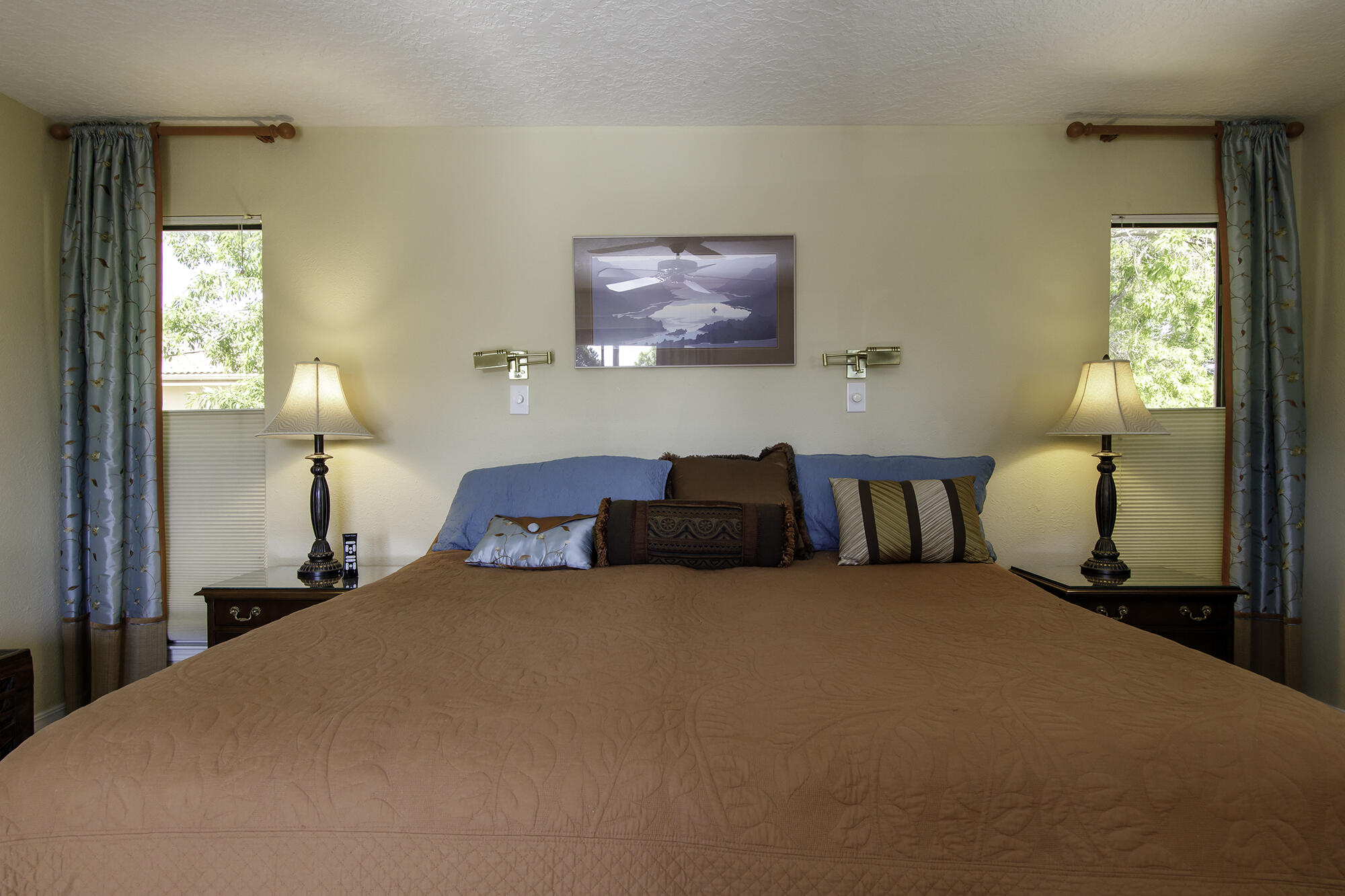 Photo 13 — 5601 Planeta Court NE