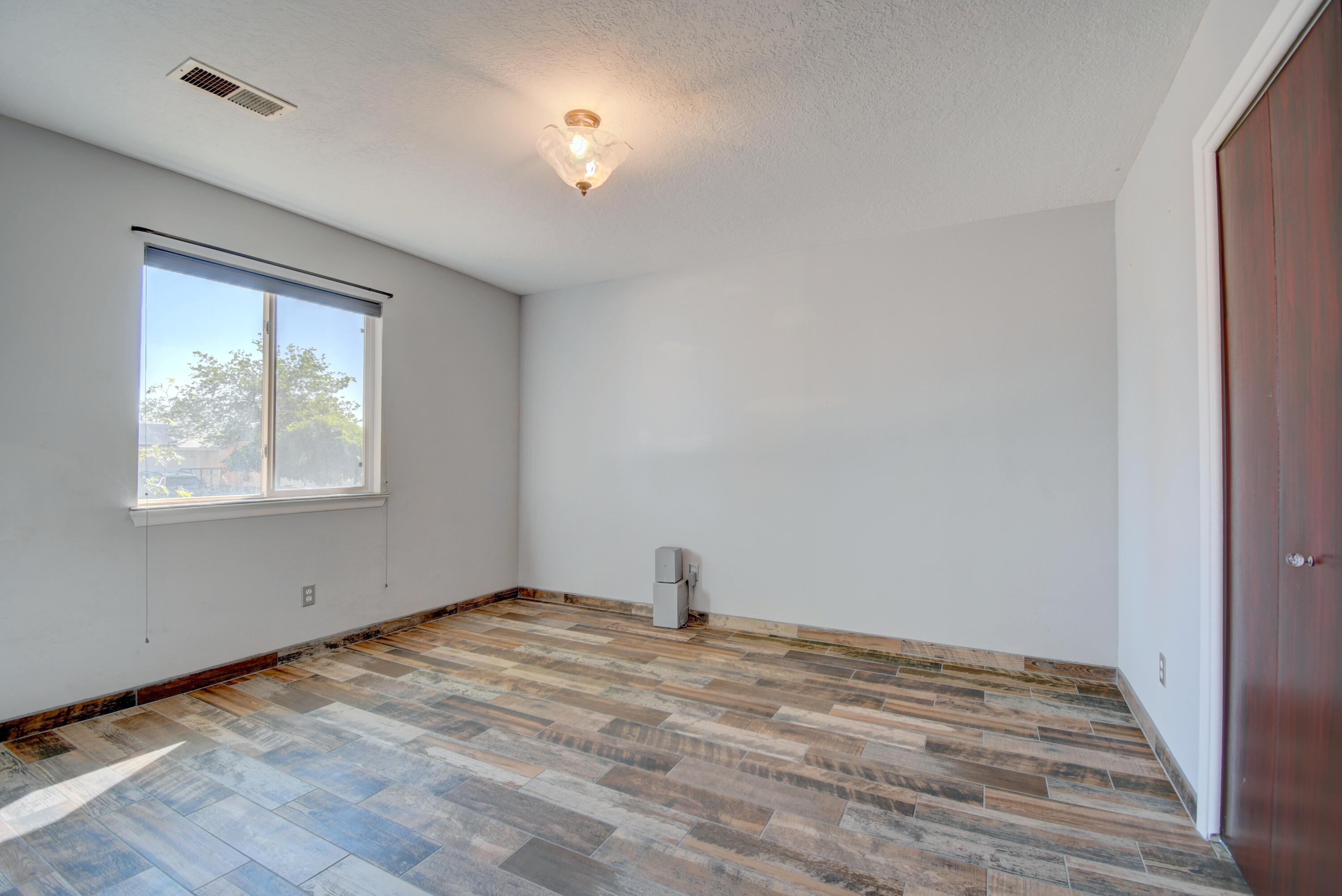 Photo 10 — 4110 El Alto Court SE