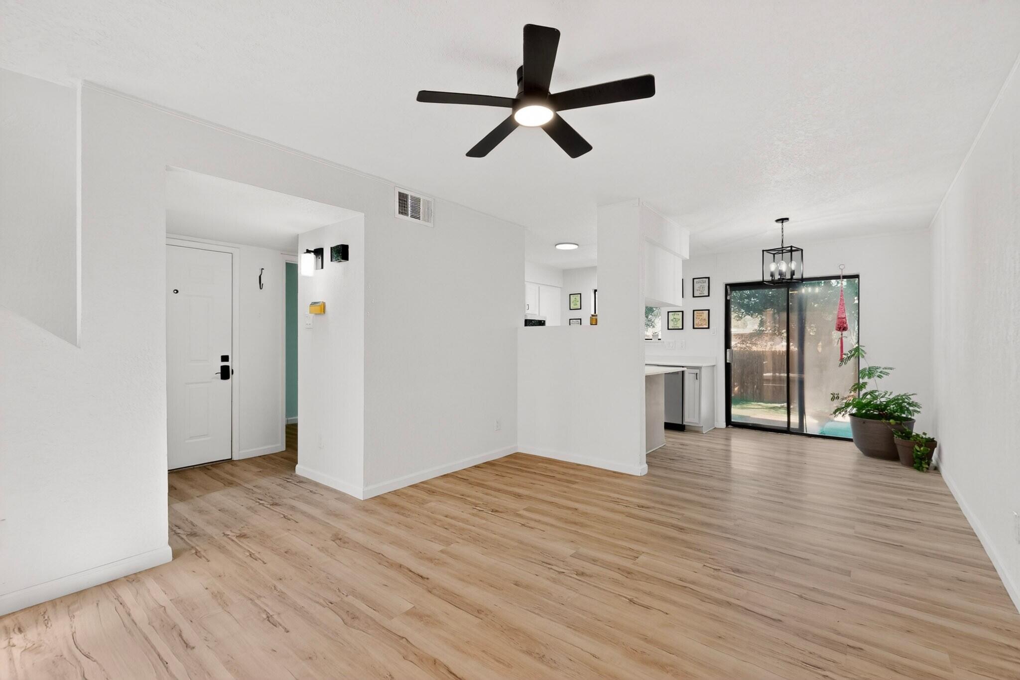 Photo 9 — 5434 6th Street NW
