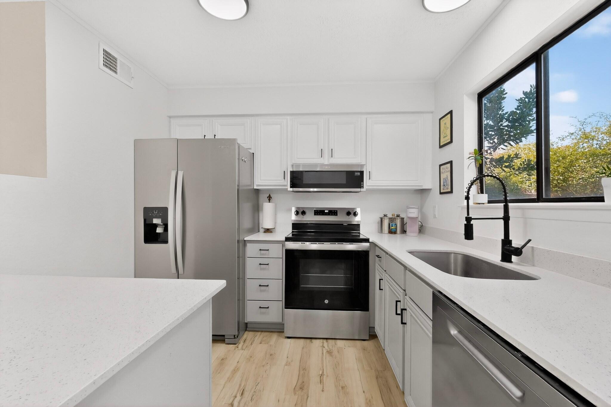 Photo 12 — 5434 6th Street NW