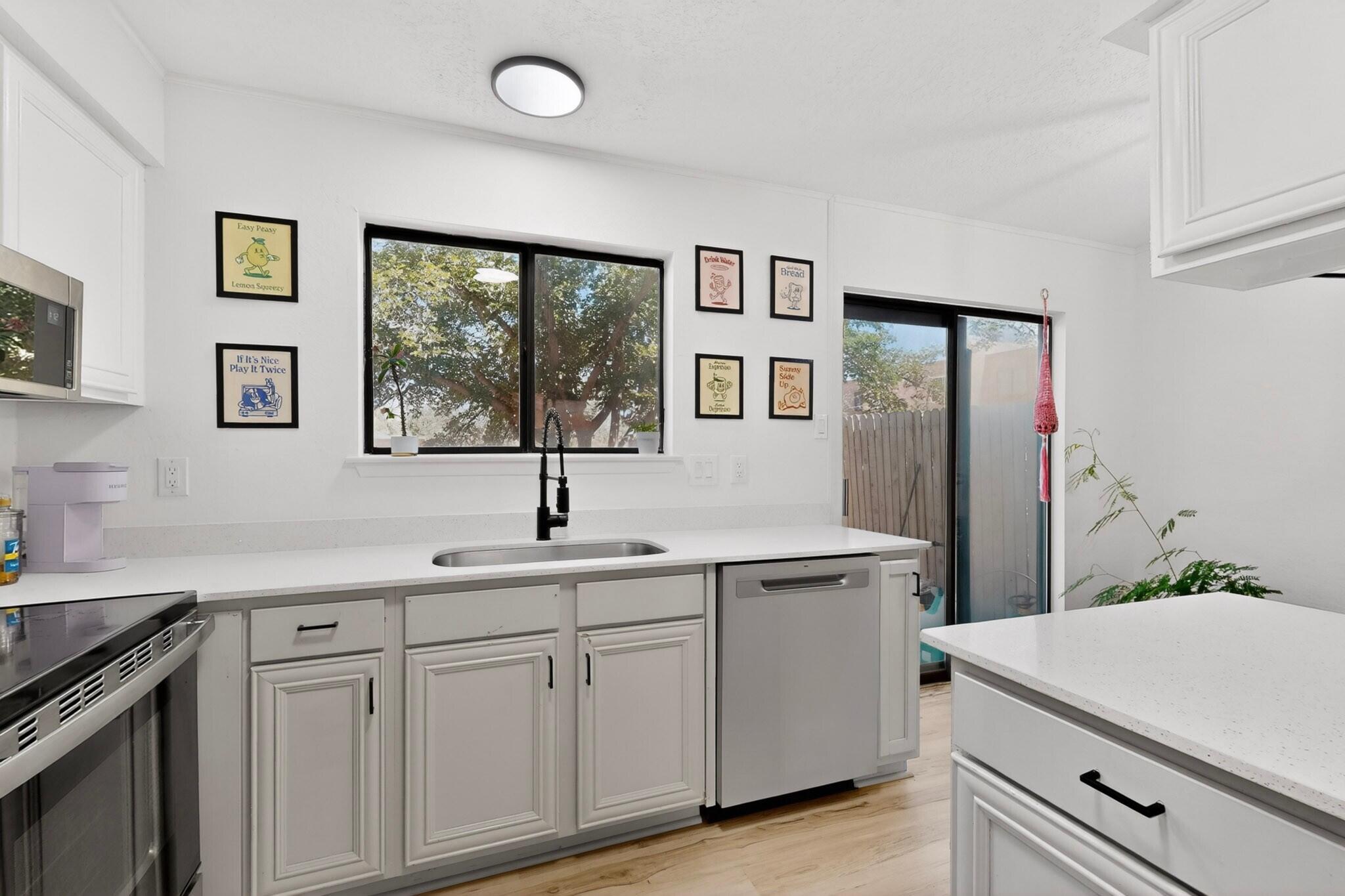 Photo 14 — 5434 6th Street NW