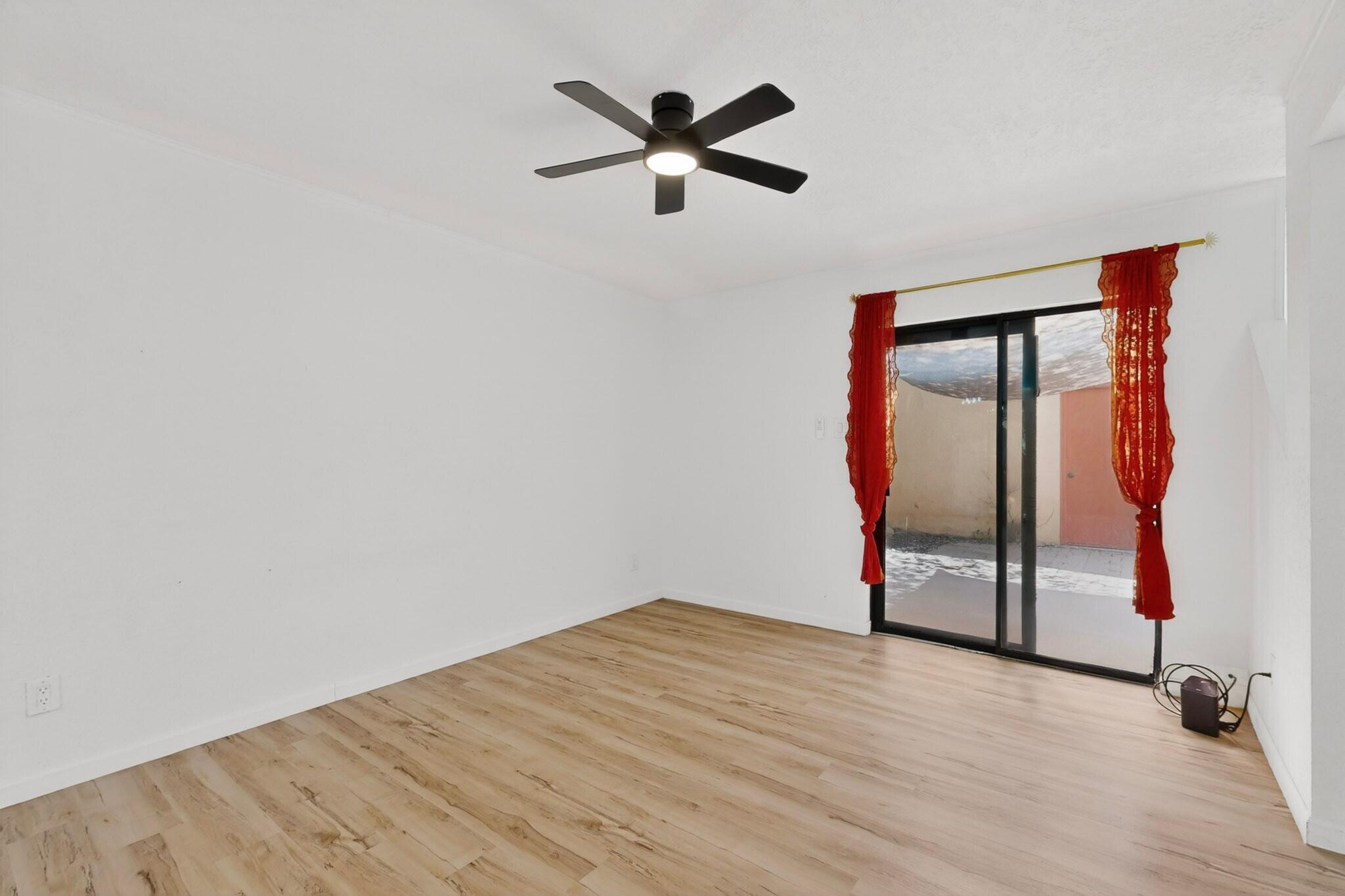 Photo 7 — 5434 6th Street NW