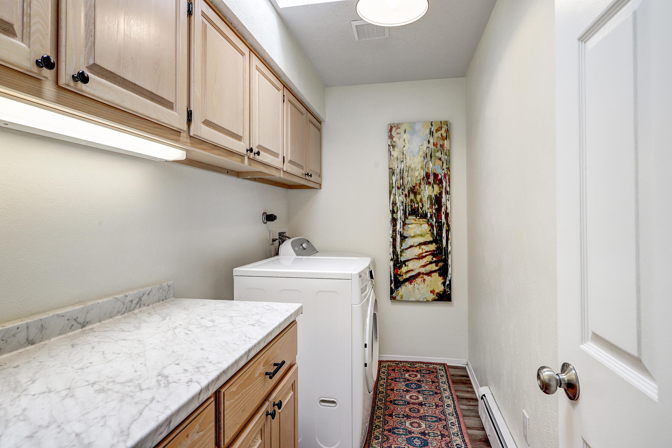 Photo 9 — 5821 Cubero Drive NE