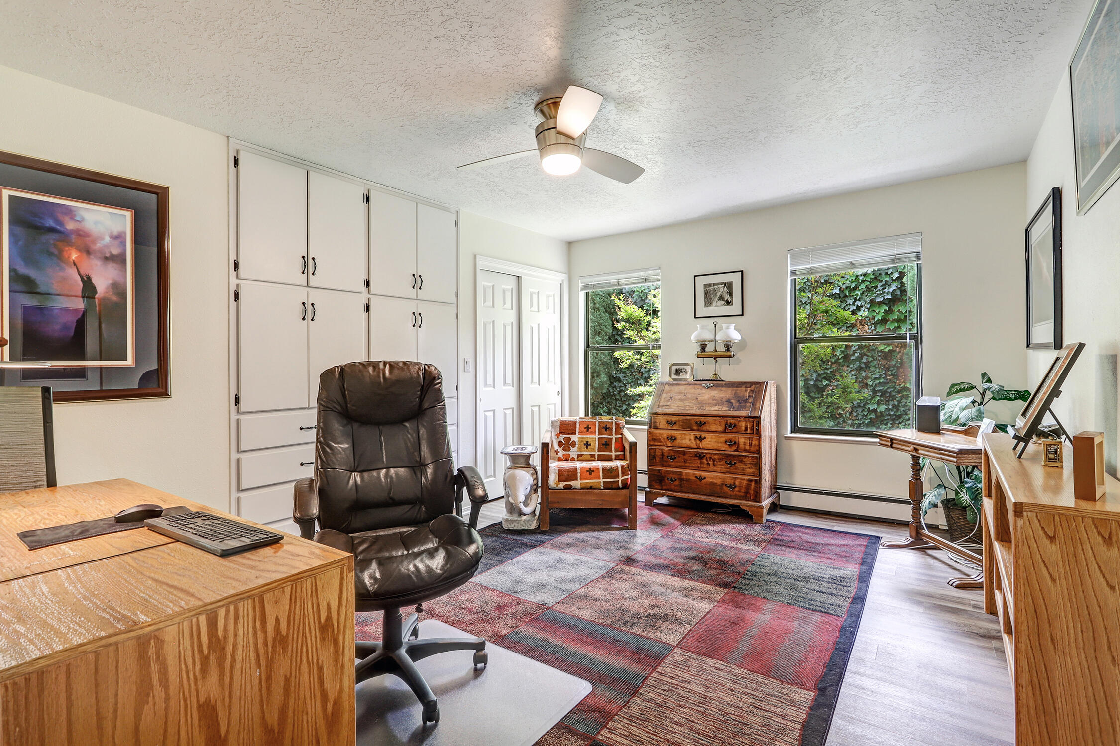 Photo 11 — 5821 Cubero Drive NE