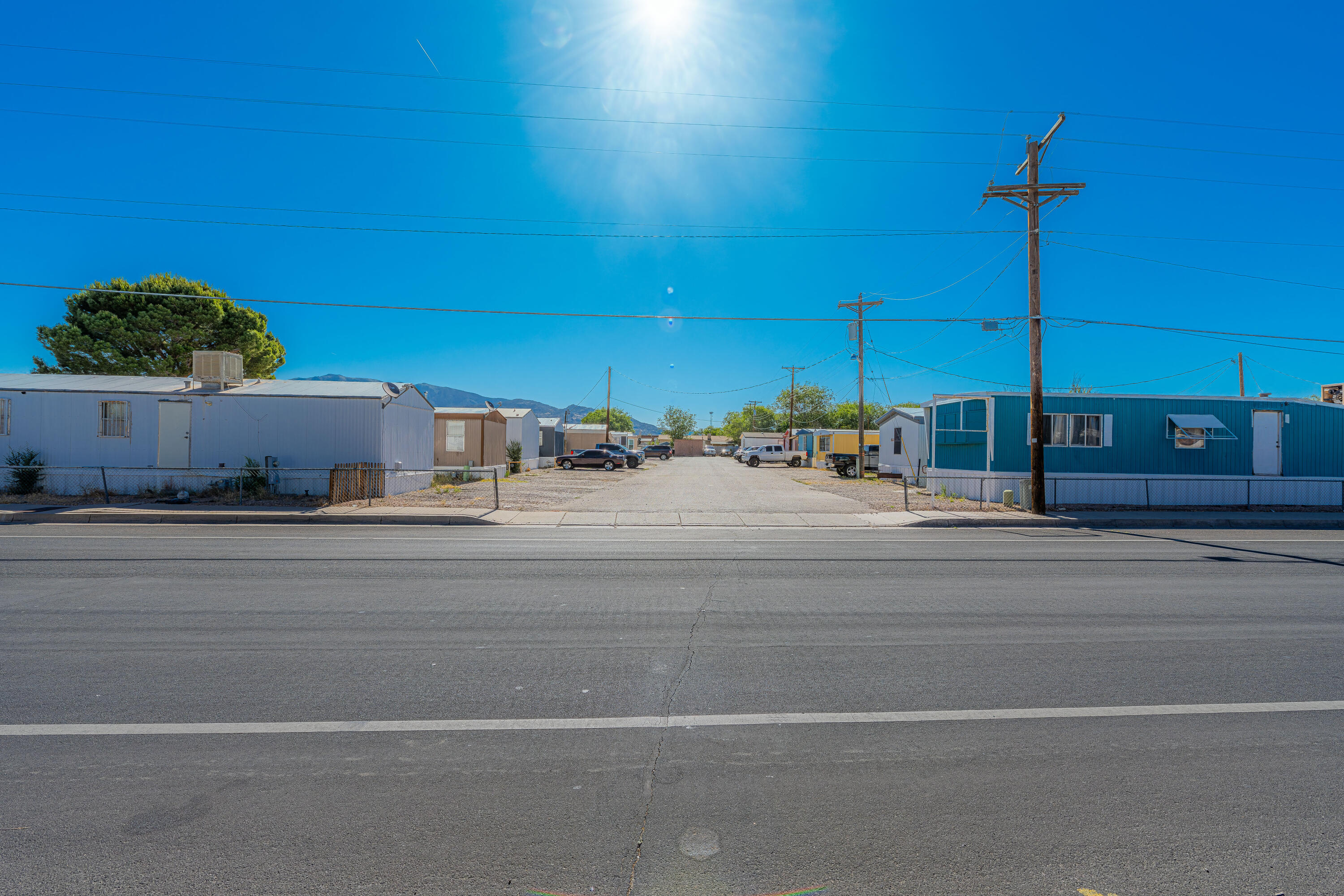 Photo 3 — 300 Moon Street SE 14