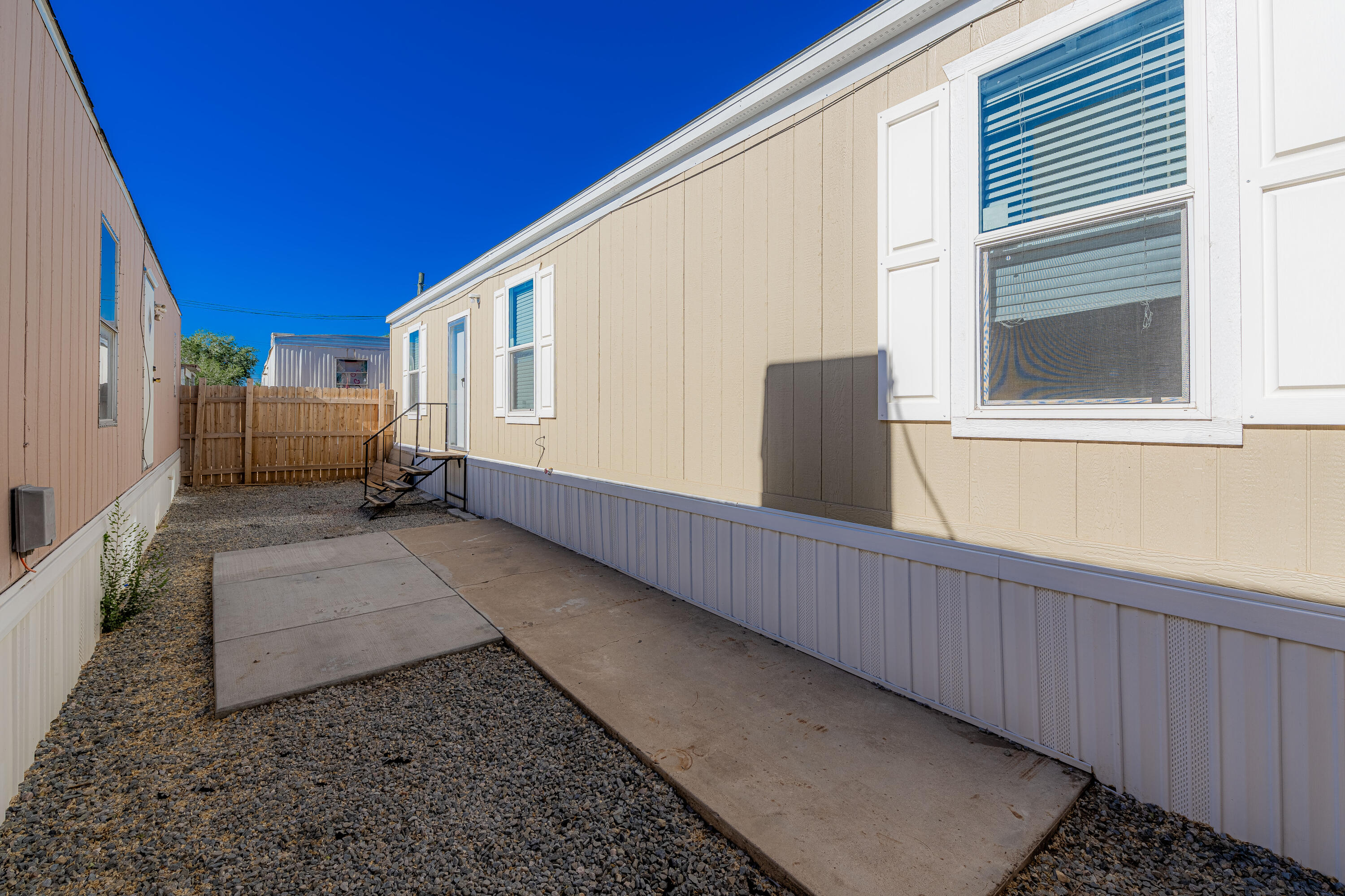 Photo 20 — 300 Moon Street SE 14