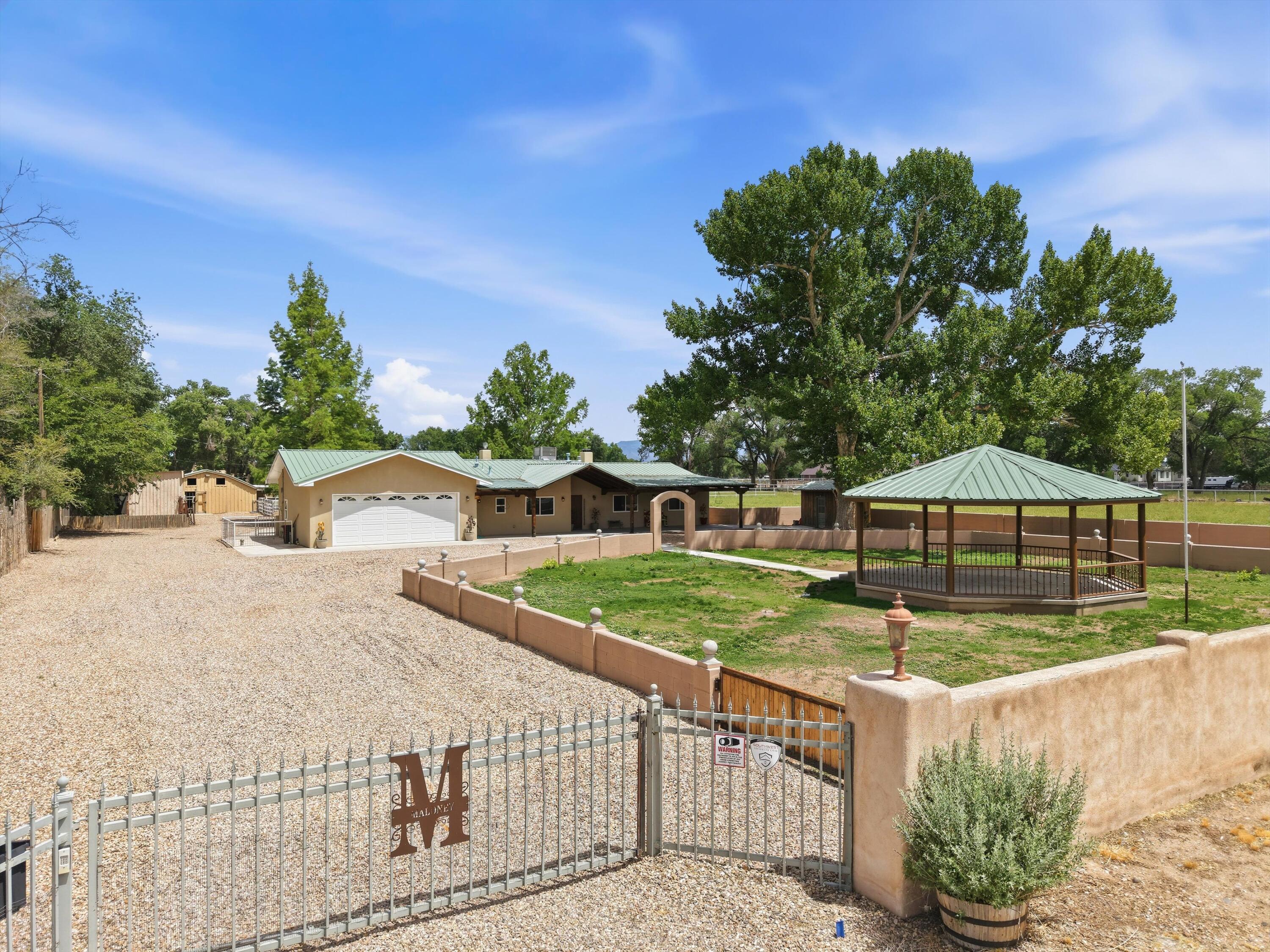 1600 W Bosque Loop, Bosque Farms, NM 87068