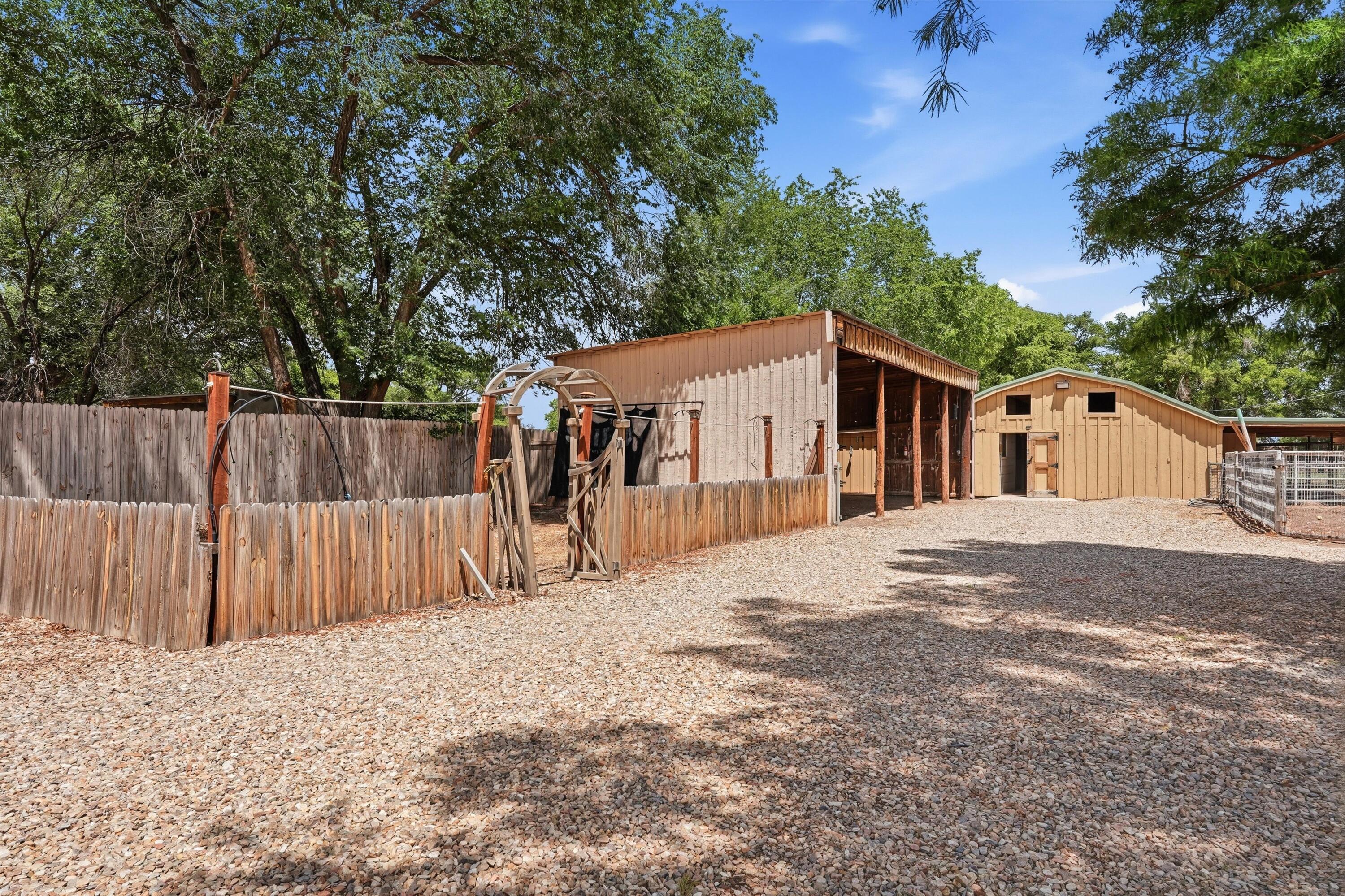 Photo 20 — 1600 W Bosque Loop