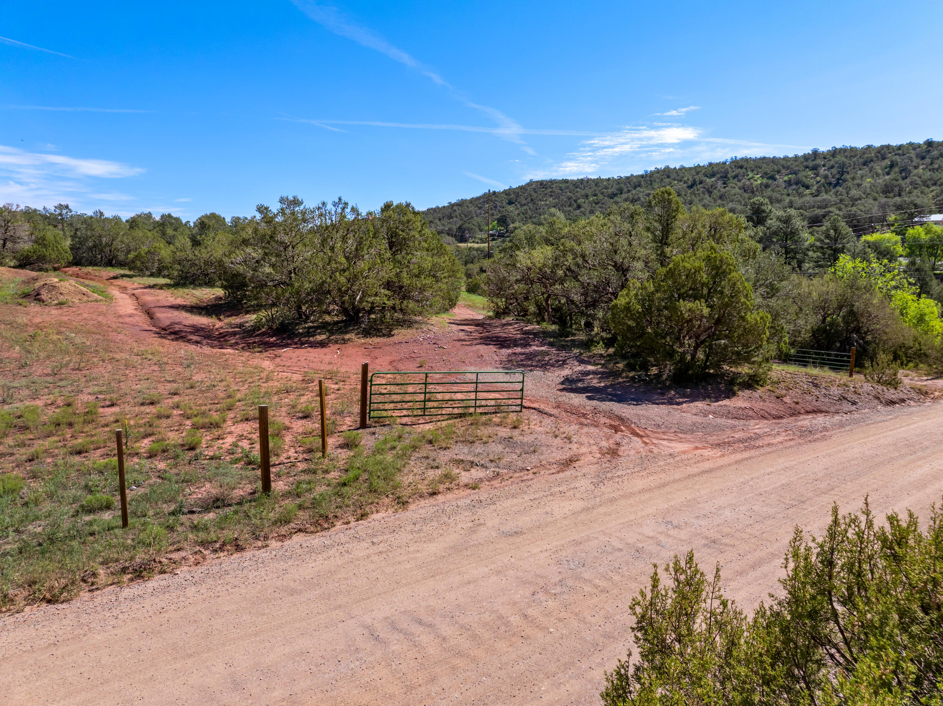 Photo 5 — 2-B Snowline Road