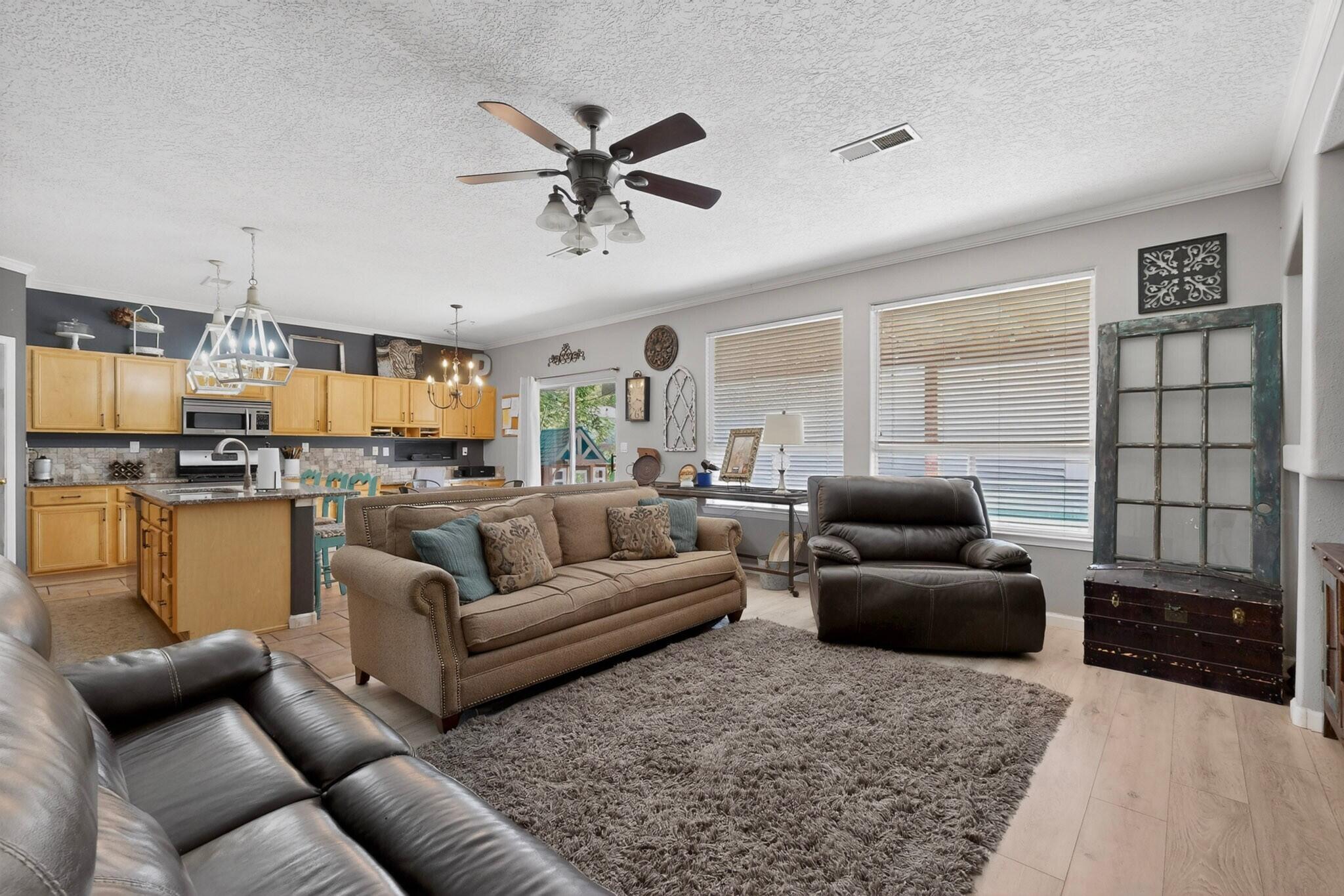 Photo 17 — 10223 Granby Court NW