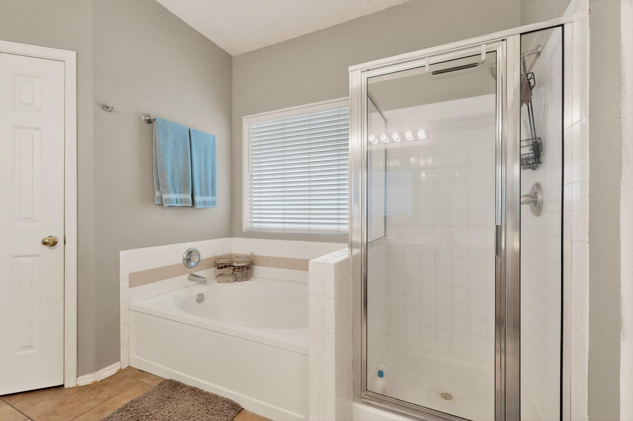 Photo 11 — 10223 Granby Court NW