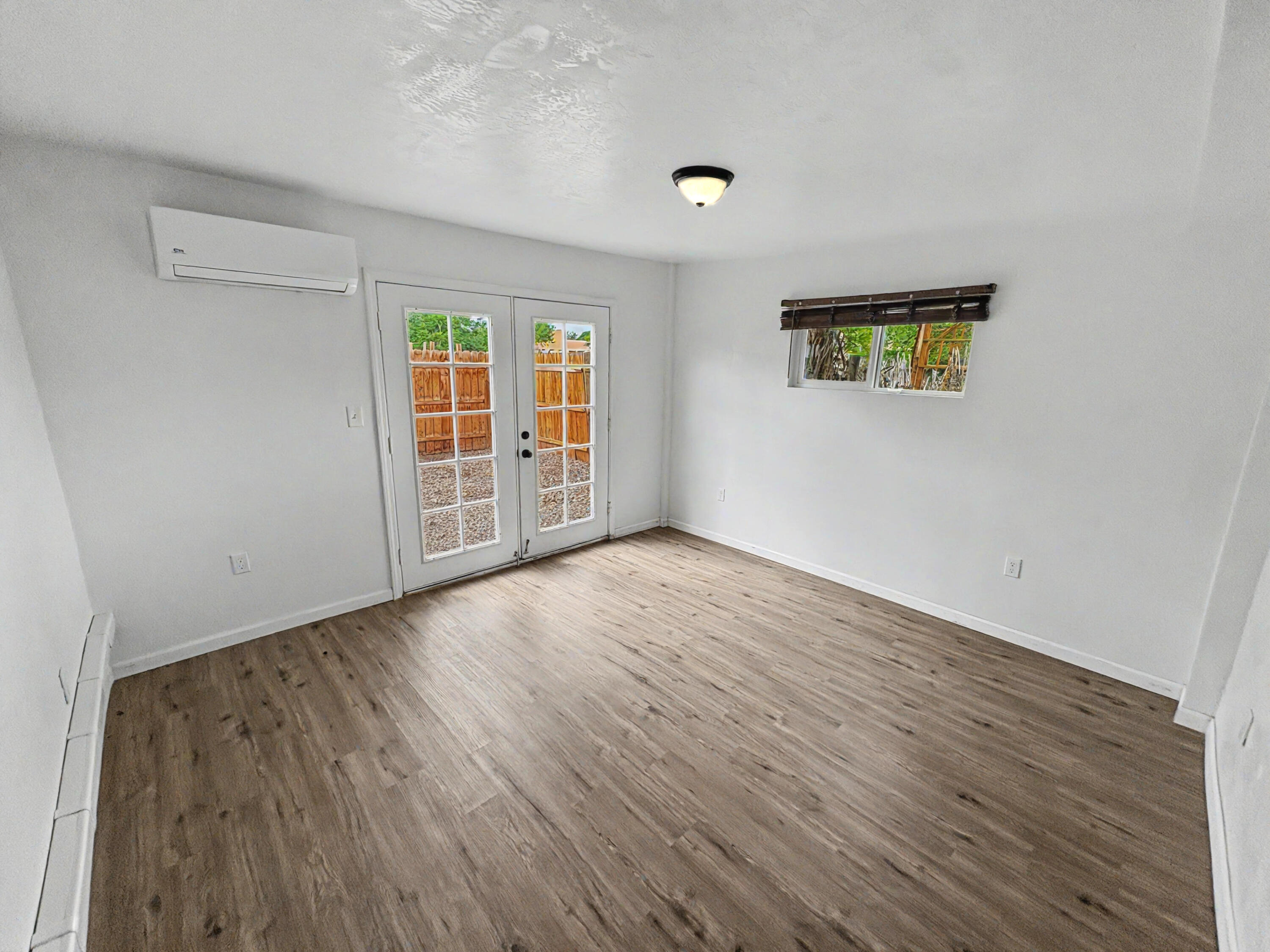 Photo 16 — 1319 15th Street NW