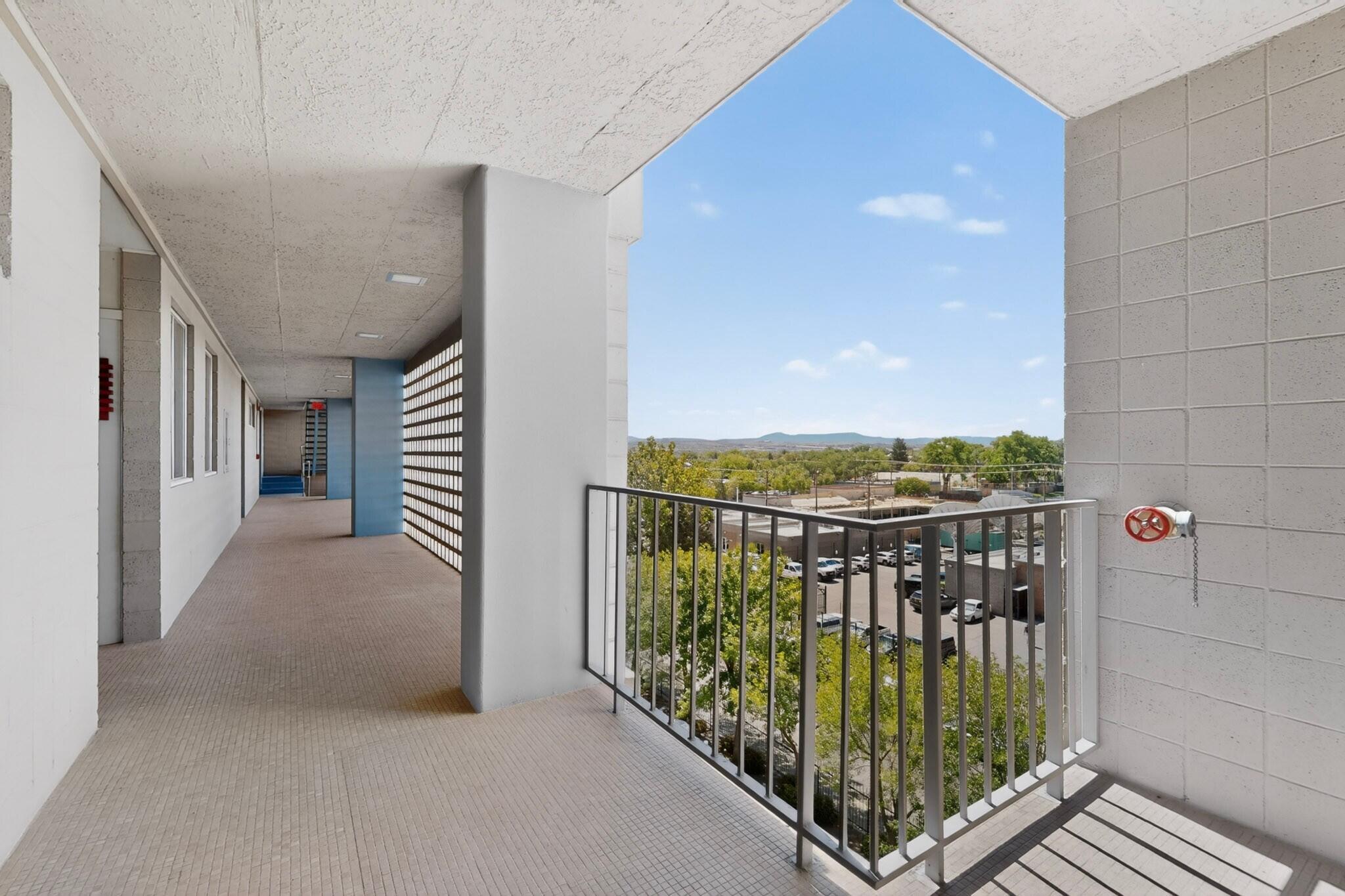 Photo 7 — 600 Alcalde Place SW 5A