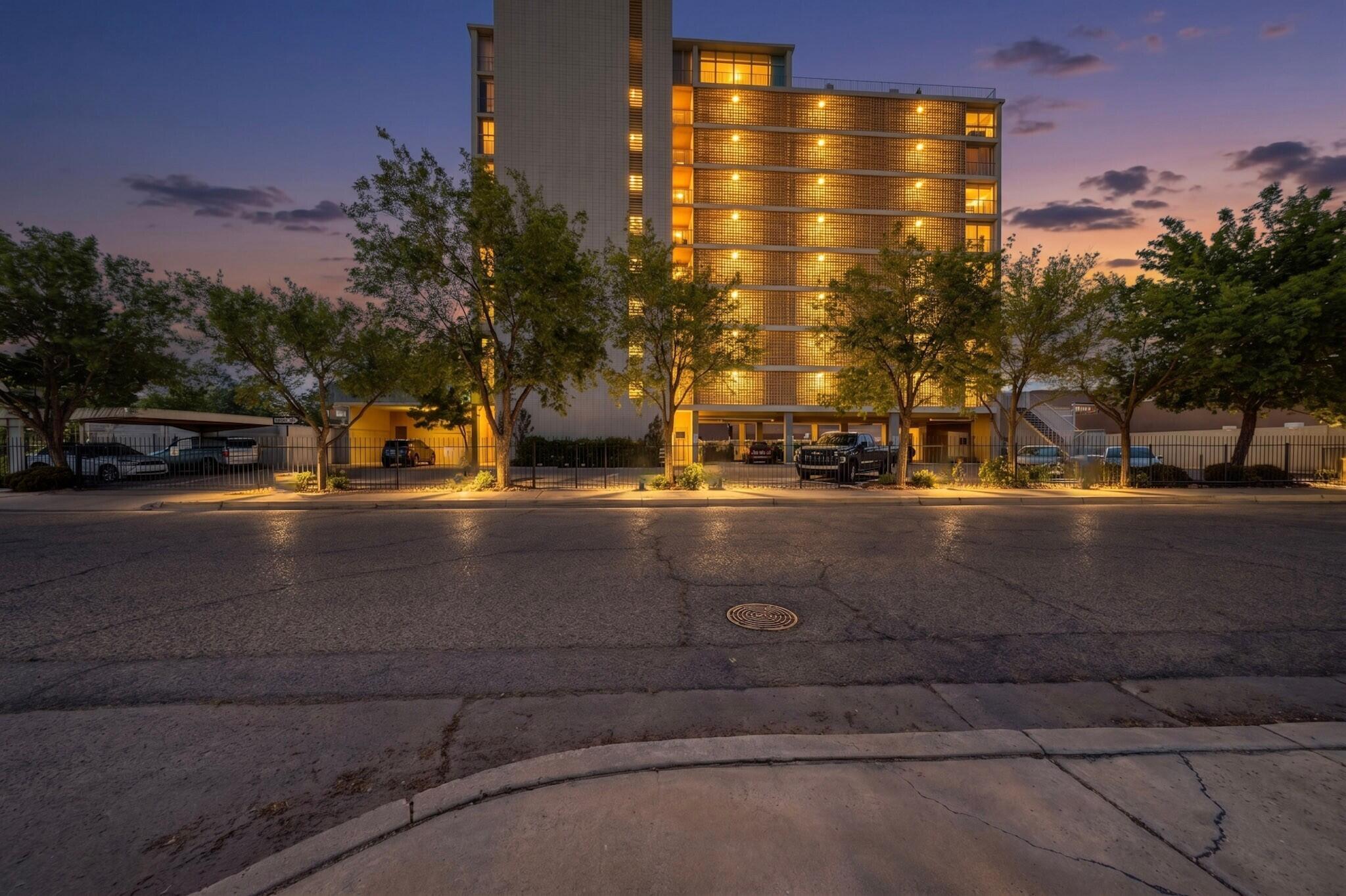Photo 3 — 600 Alcalde Place SW 5A