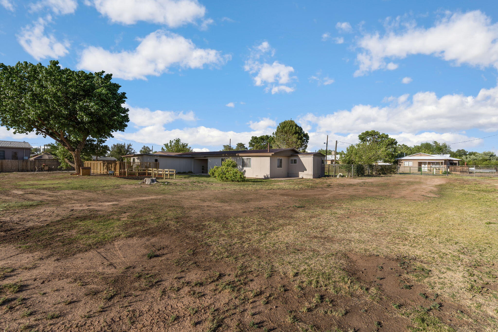 Photo 3 — 7521 Sanchez Road SW