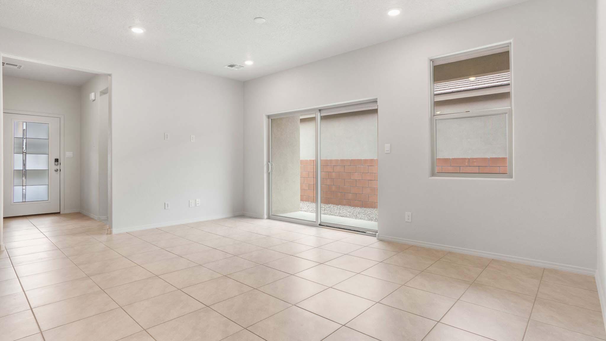 Photo 18 — 6048 Gilpin Drive SE