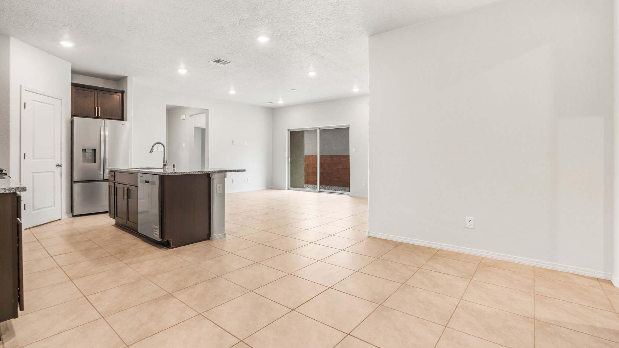 Photo 15 — 6048 Gilpin Drive SE