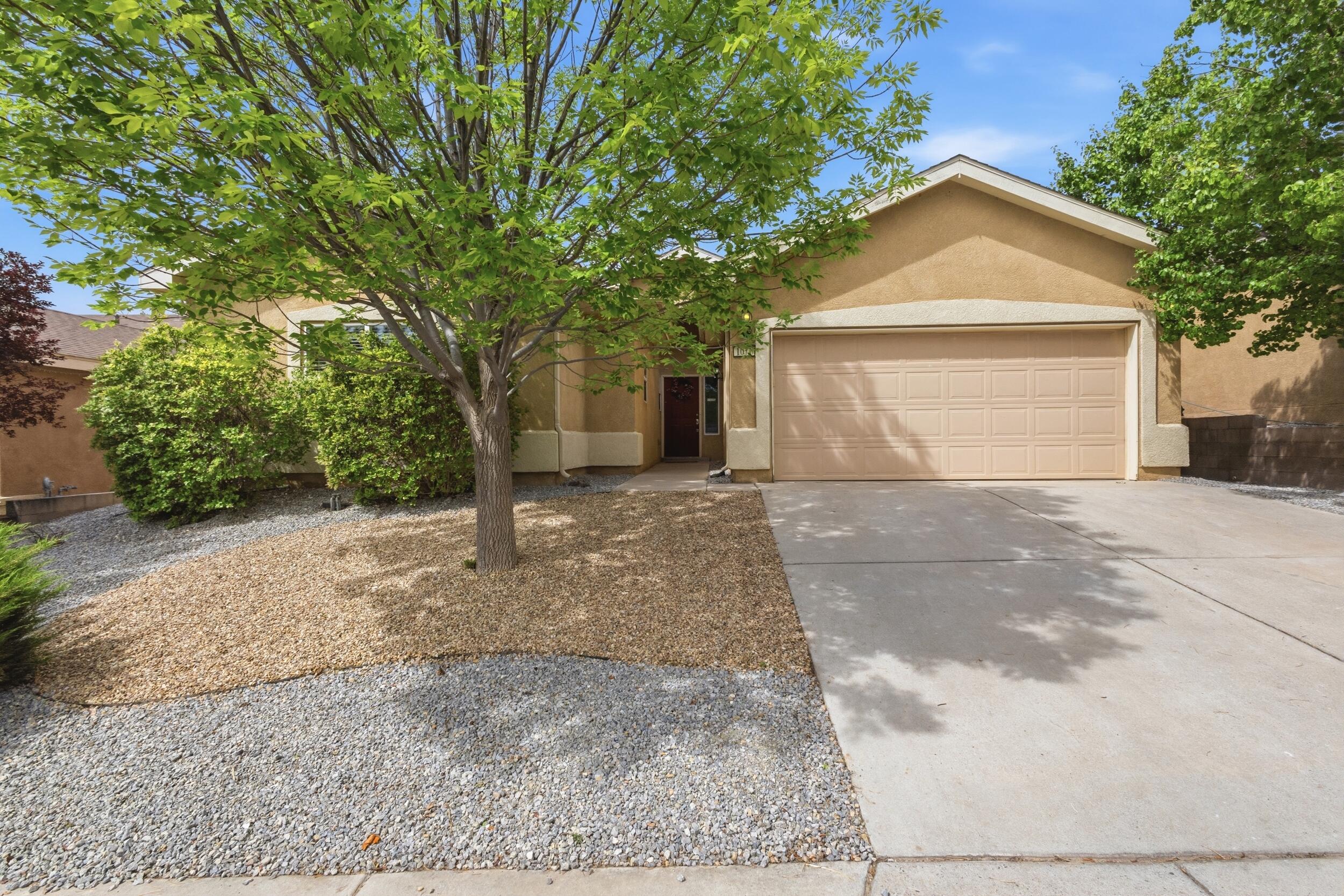 1071 Alegria Road, Los Lunas, NM 87031