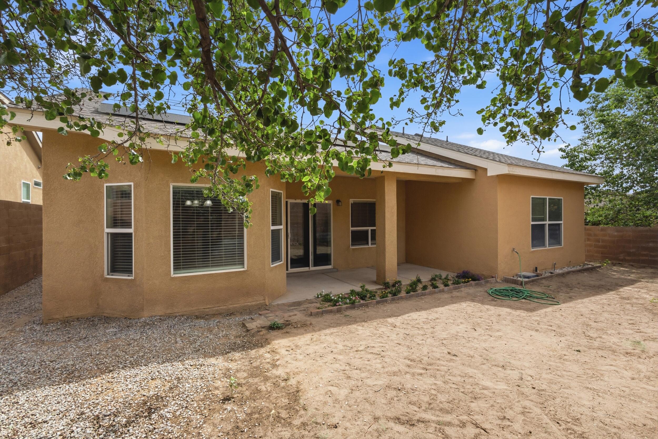 Photo 4 — 1071 Alegria Road