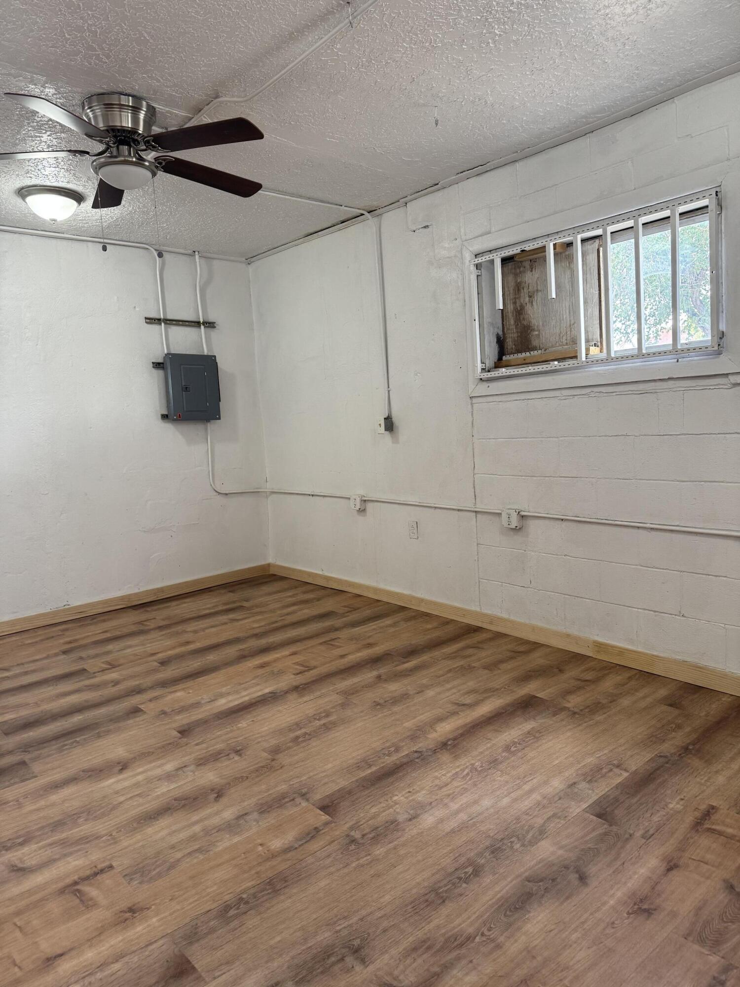 Photo 15 — 412 S Main Street