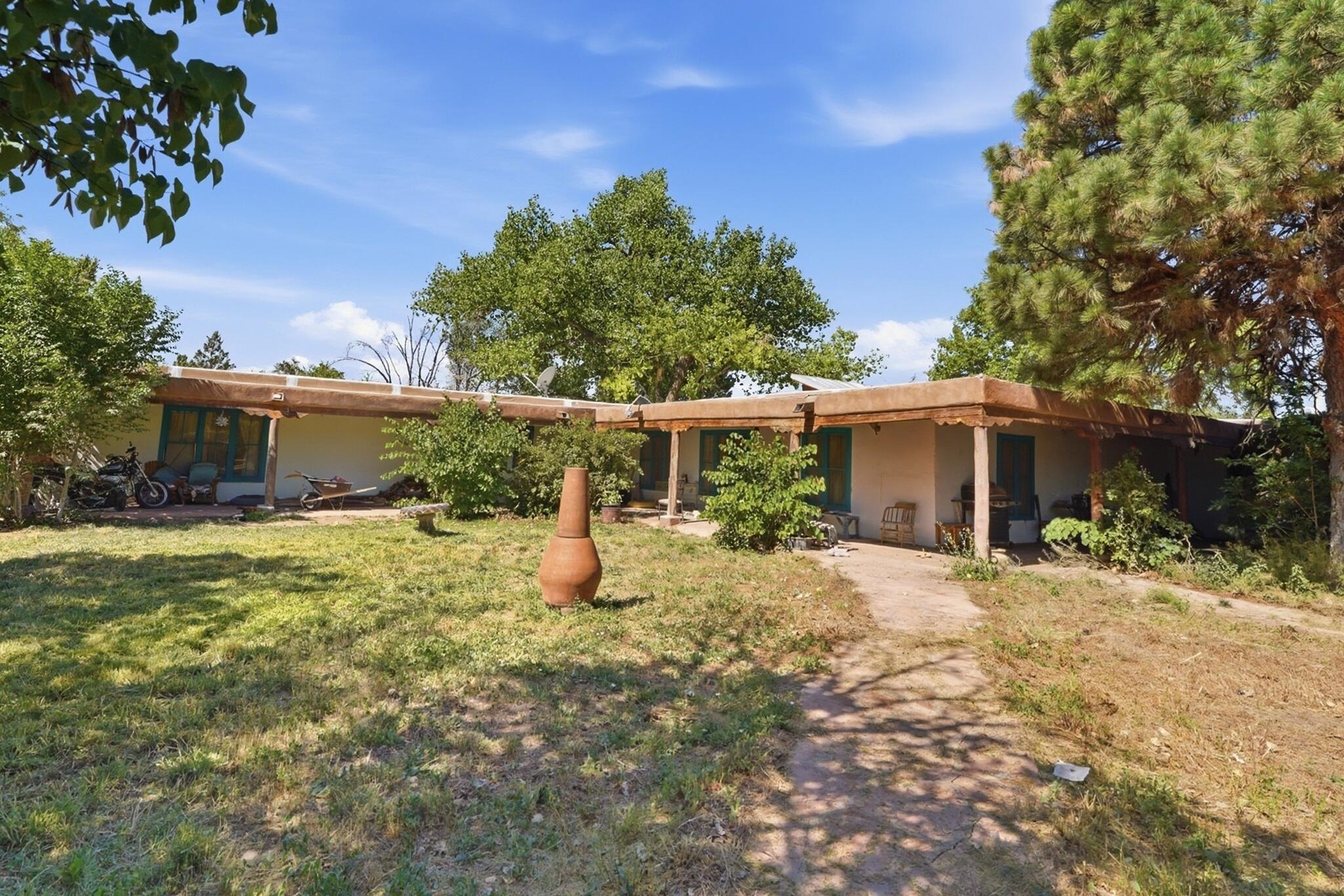 150 Reed Lane, Corrales, NM 87048