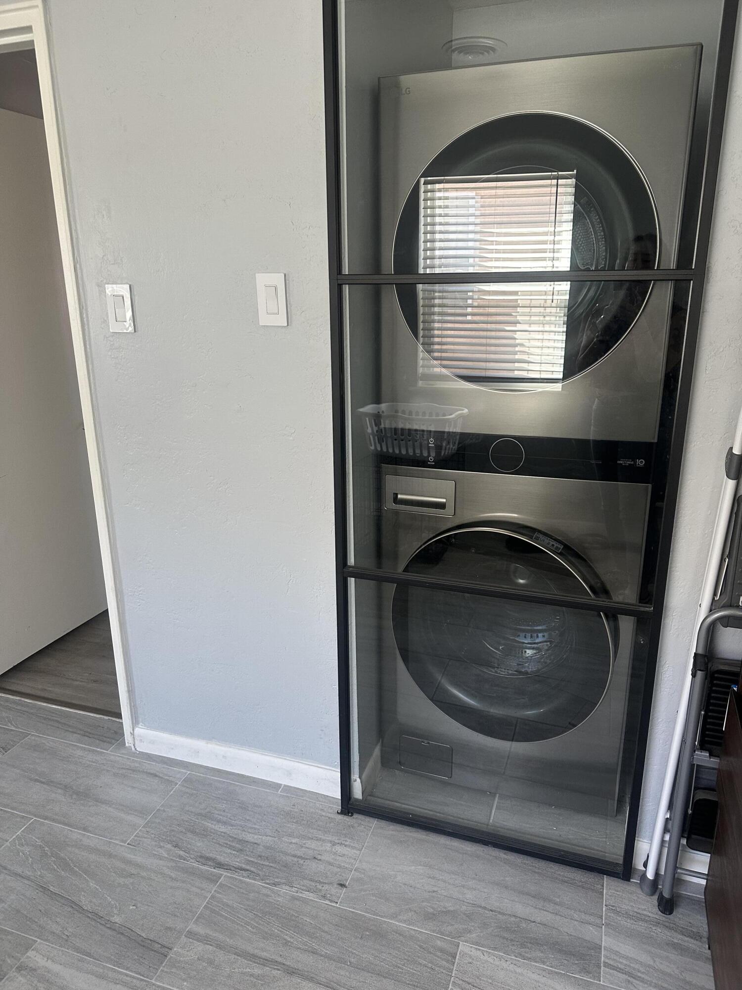 Photo 8 — 500 VALVERDE Drive SE