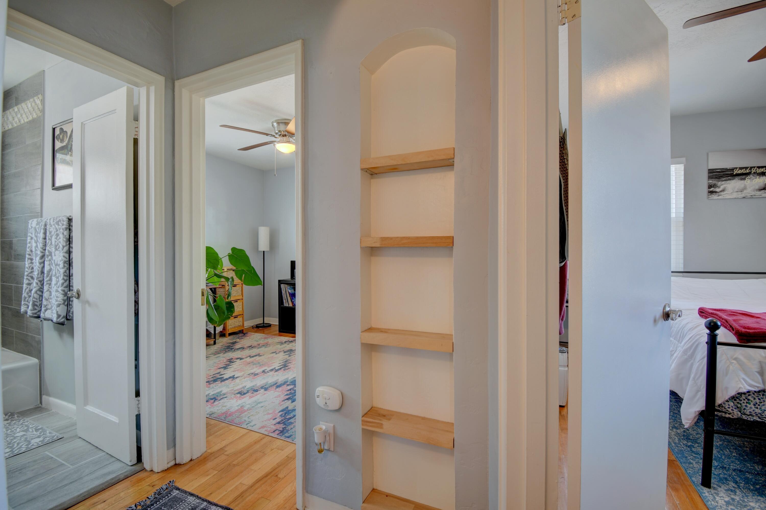 Photo 4 — 500 VALVERDE Drive SE