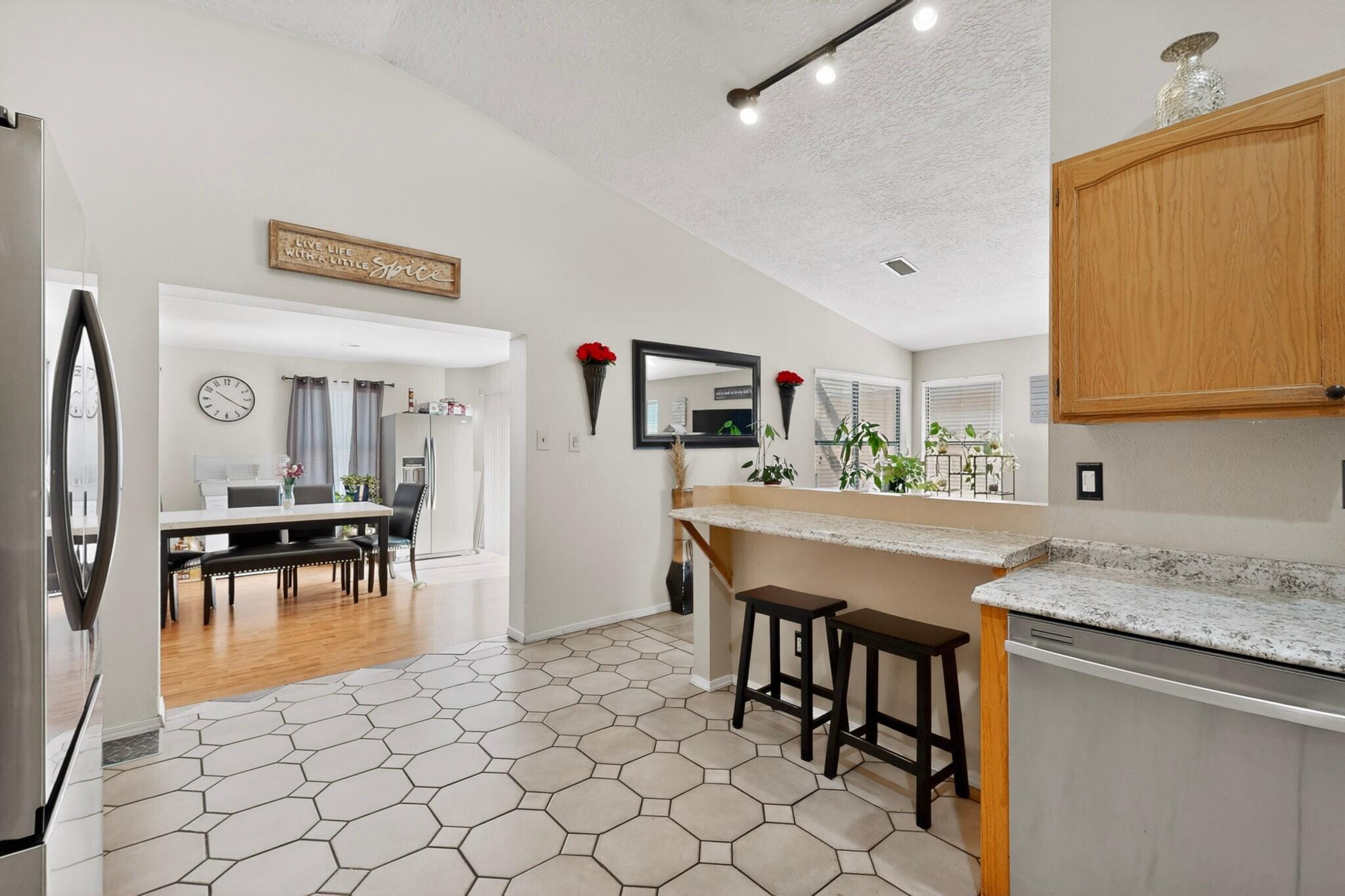 Photo 17 — 7719 San Augustine Street NW