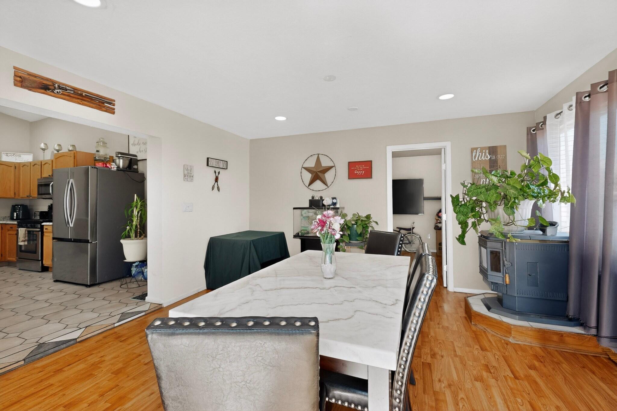 Photo 20 — 7719 San Augustine Street NW