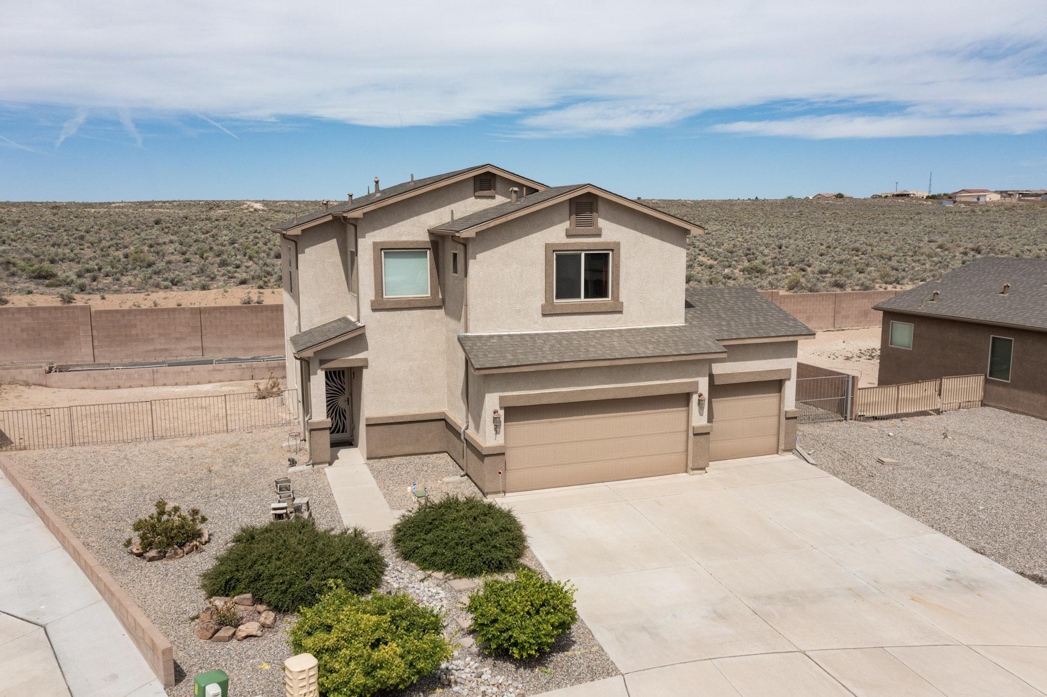 221 Landing Trail NE, Rio Rancho, NM 87124