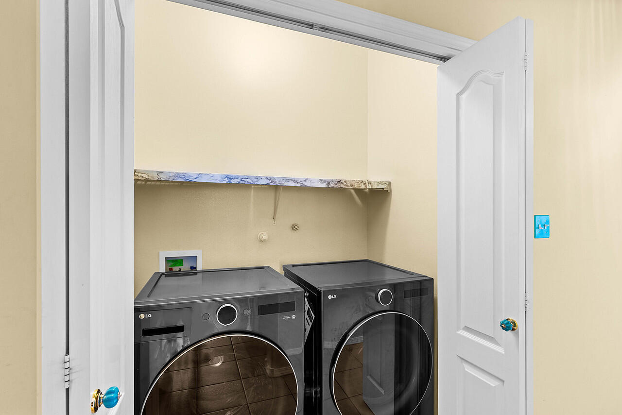 Photo 9 — 11628 Terra Bonita Way SE